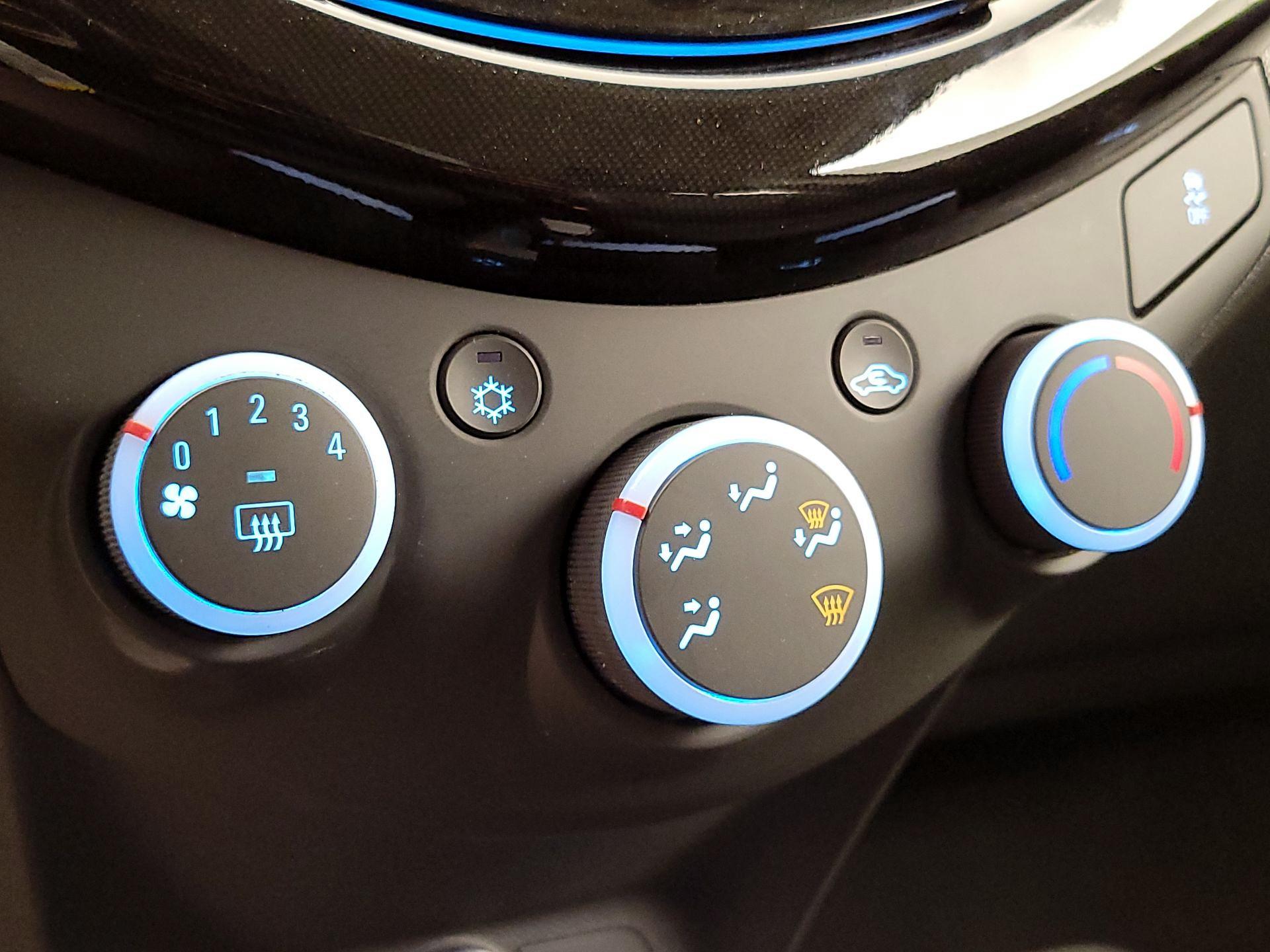 Thumbnail: 2015 Chevrolet Spark - 15