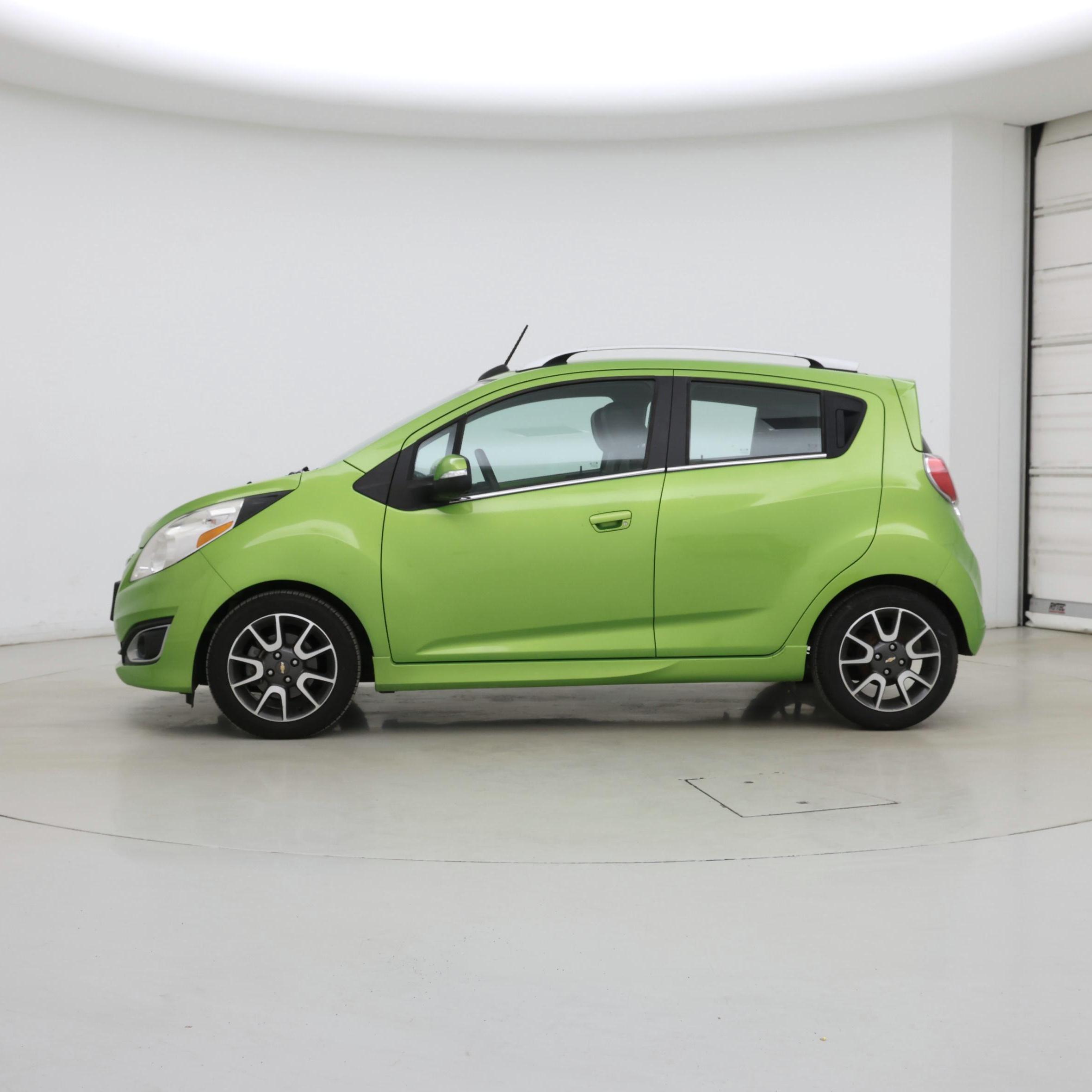 Thumbnail: 2015 Chevrolet Spark - 3
