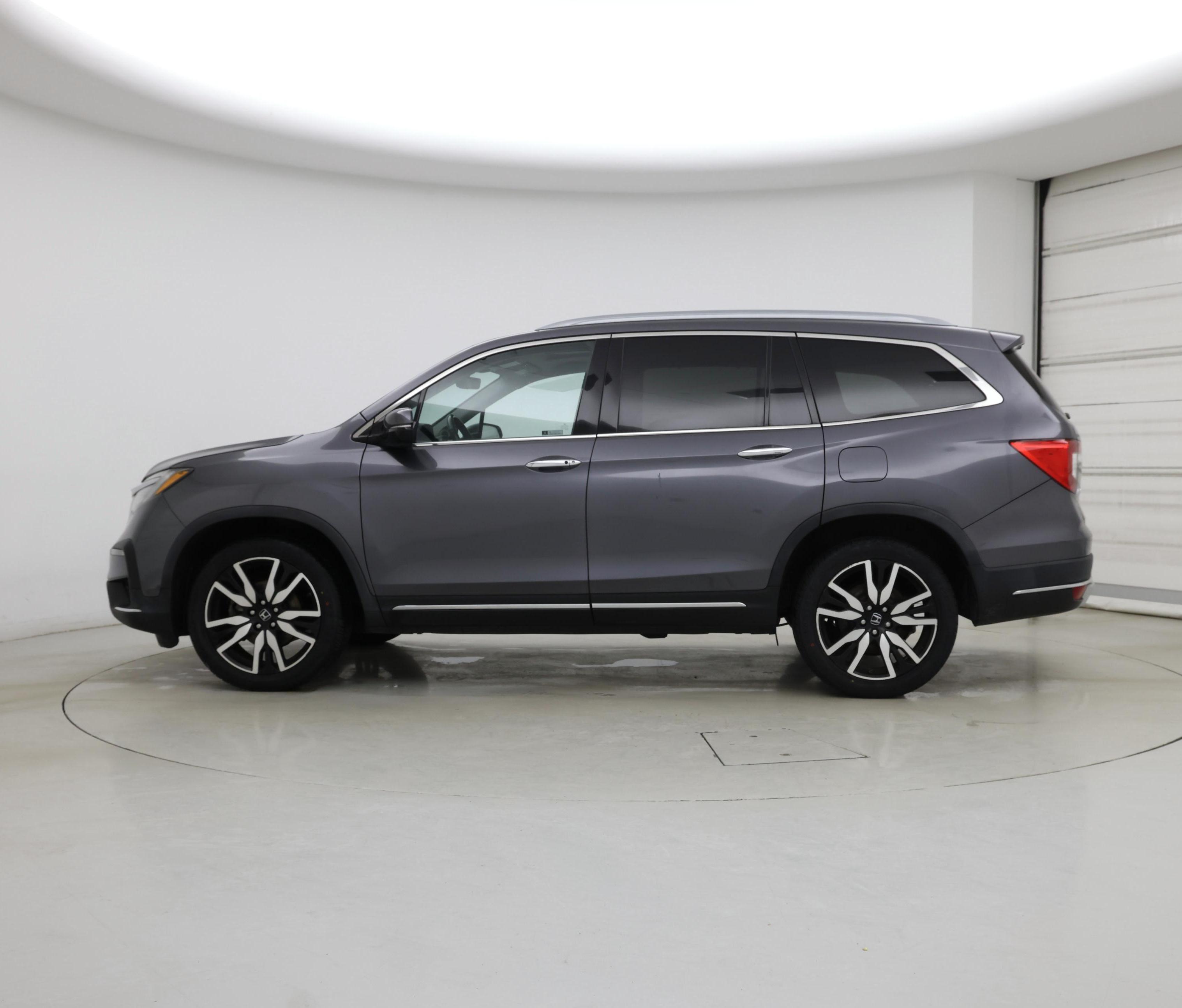 Thumbnail: 2019 Honda Pilot - 3