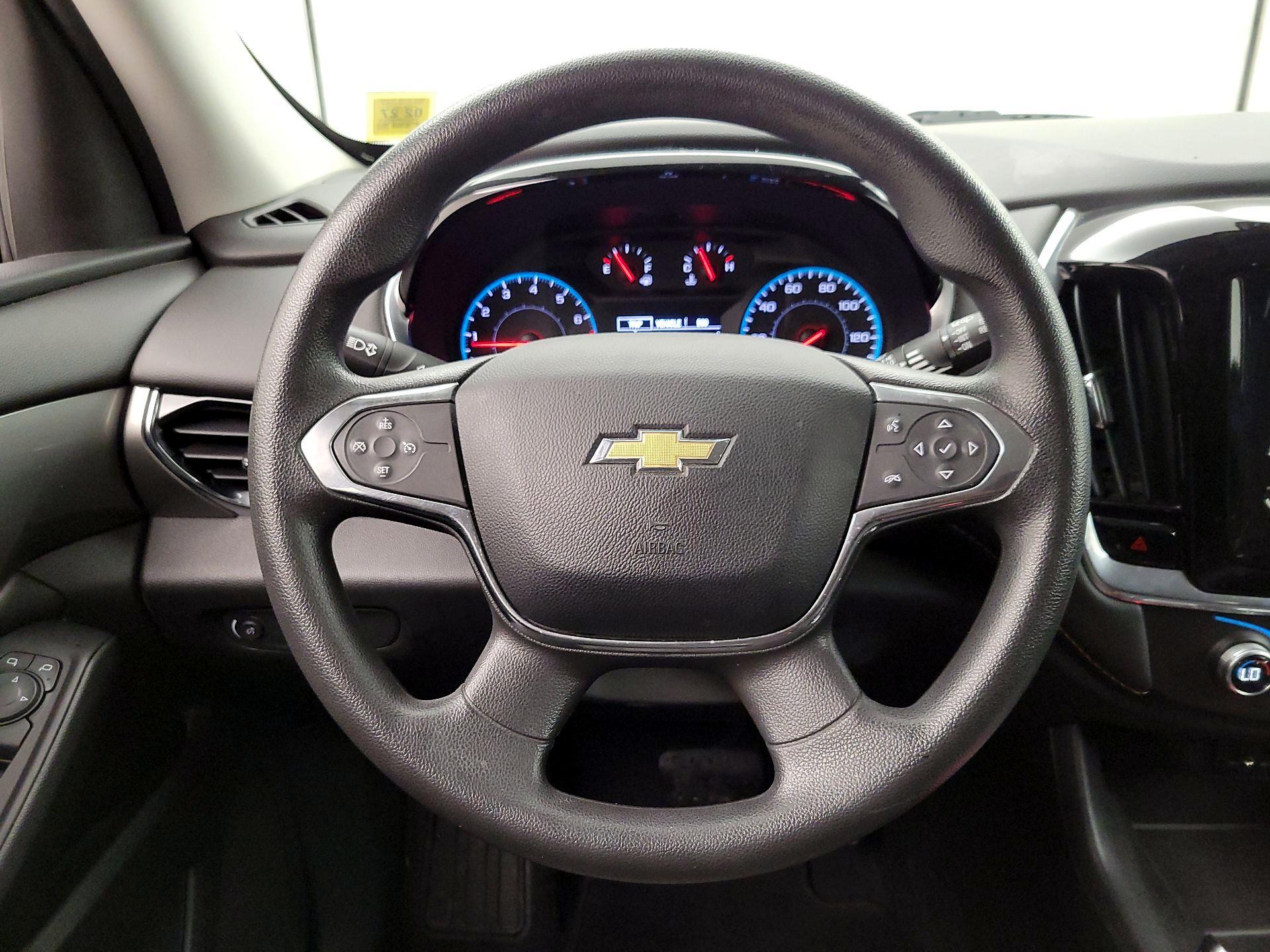 Thumbnail: 2018 Chevrolet Traverse - 10