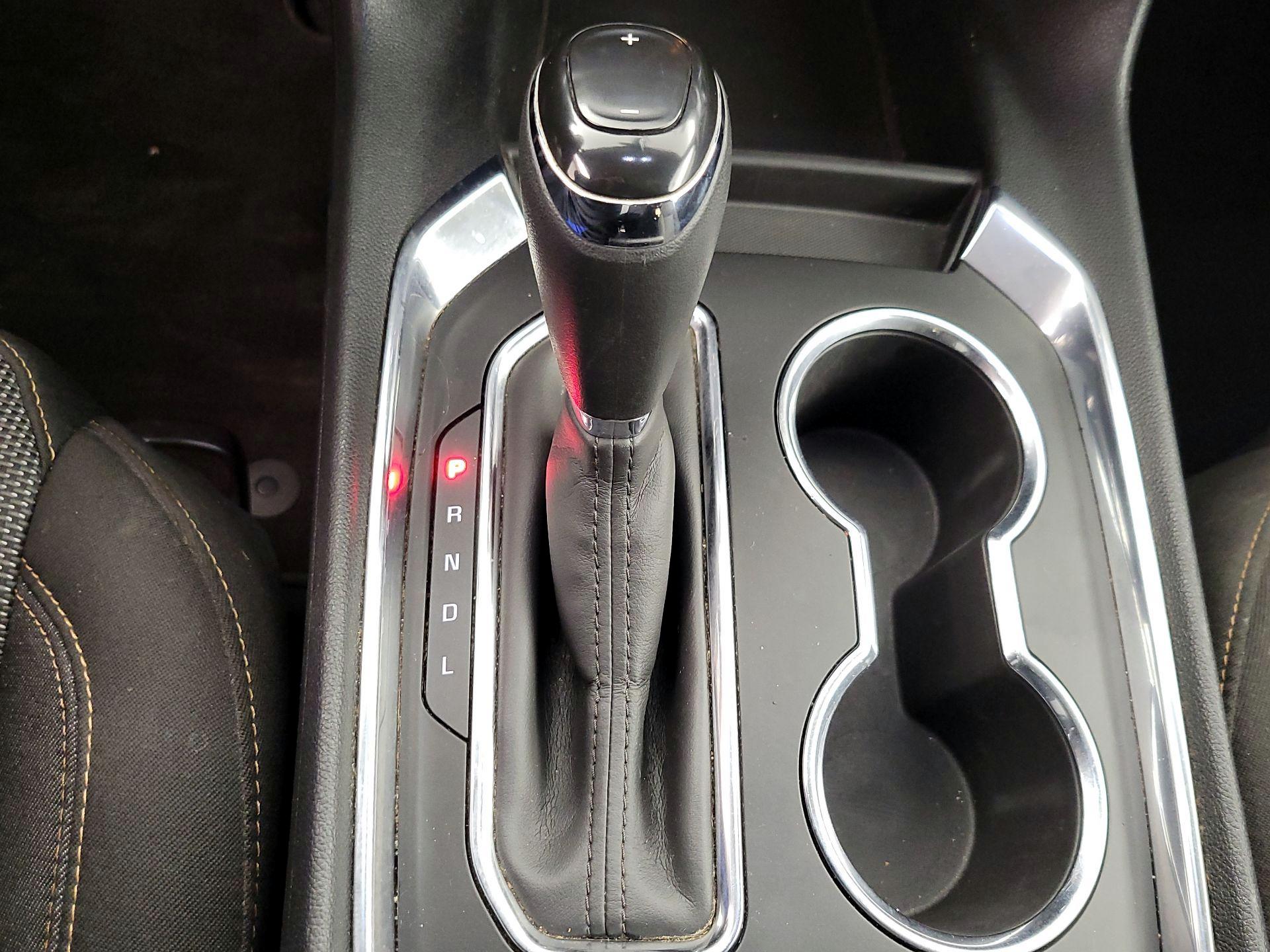 Thumbnail: 2018 Chevrolet Traverse - 17