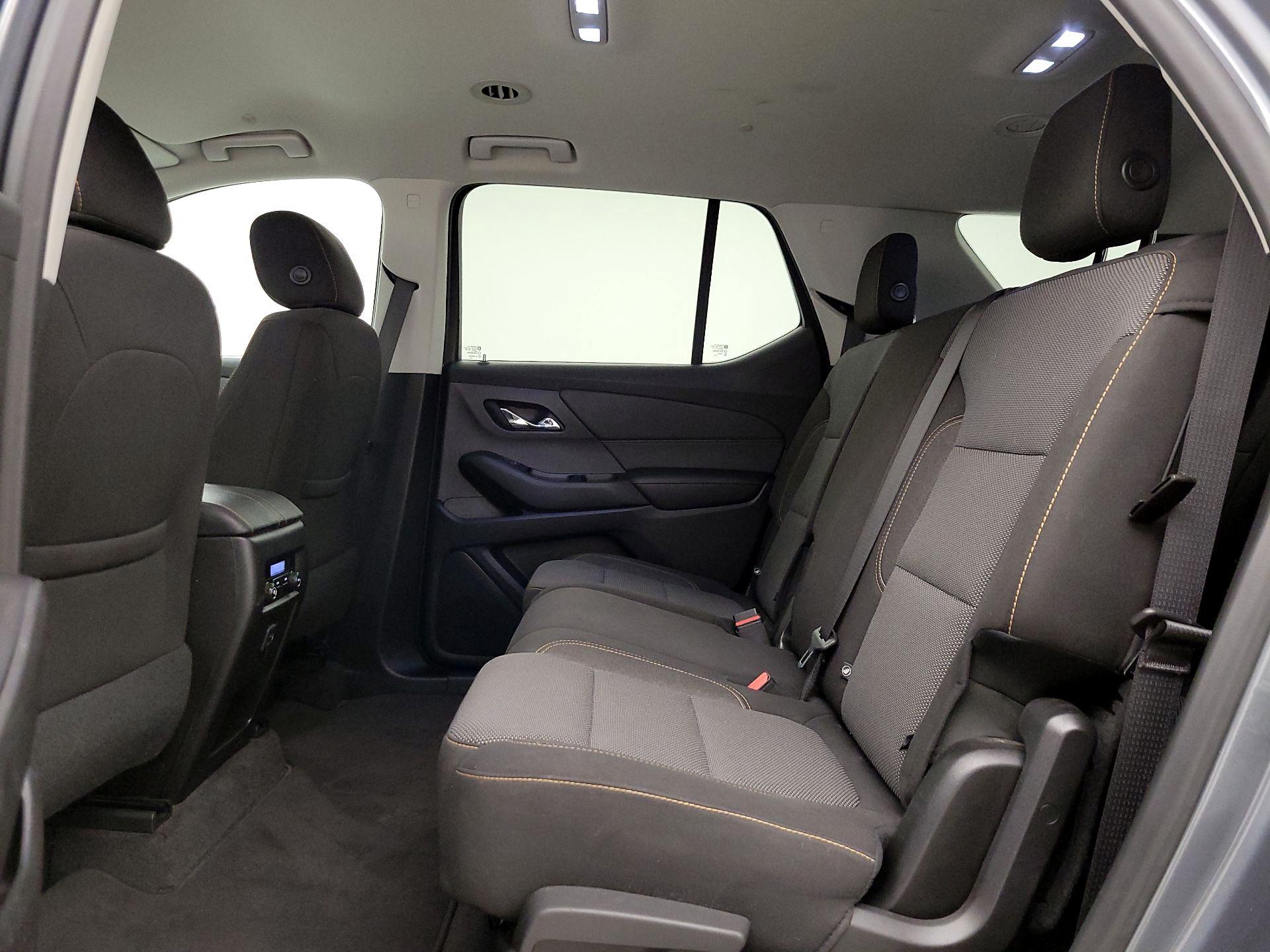 Thumbnail: 2018 Chevrolet Traverse - 19