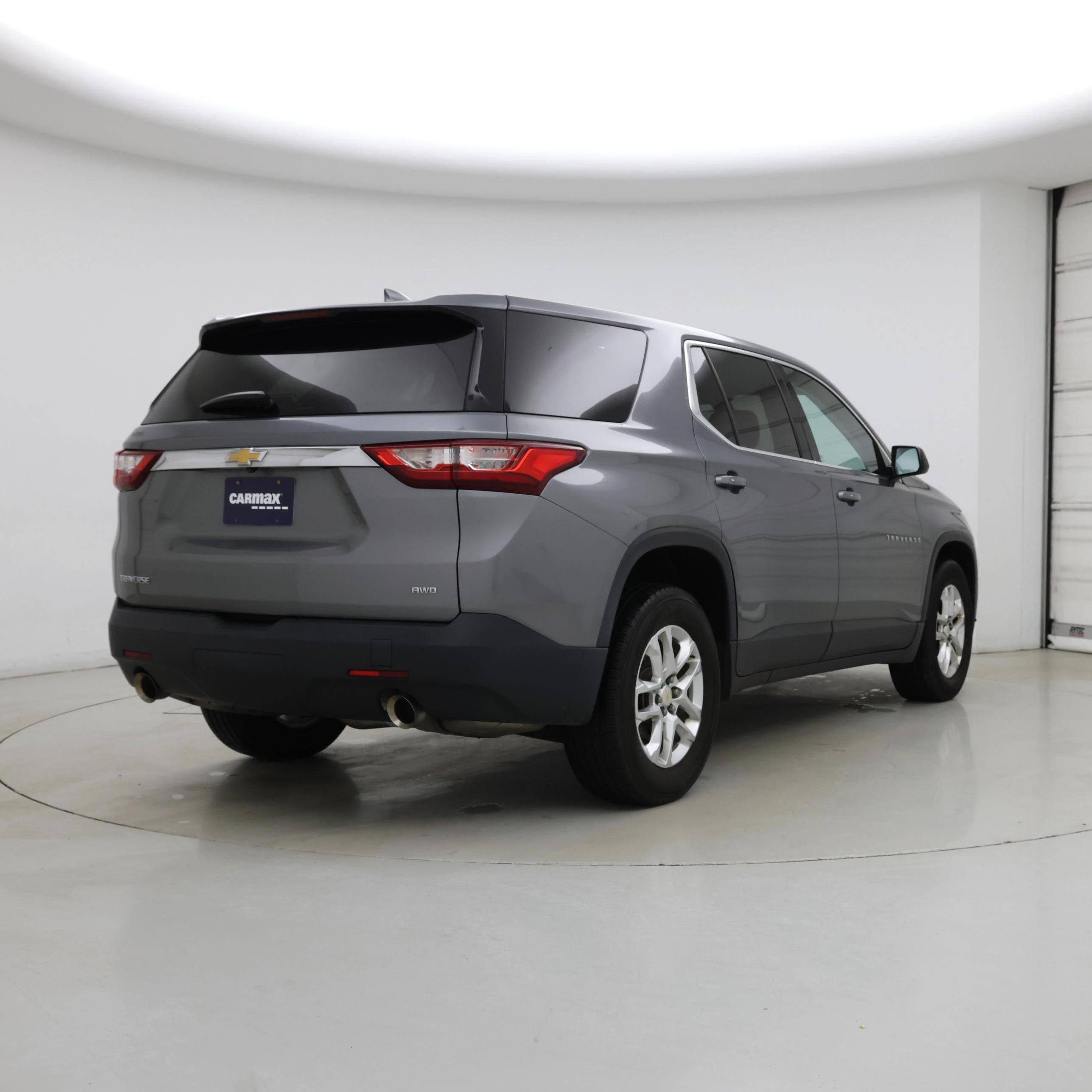 Thumbnail: 2018 Chevrolet Traverse - 8