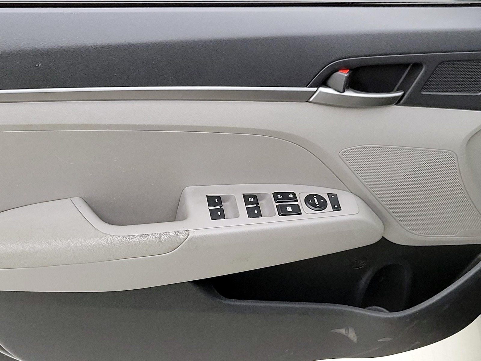 2018 Hyundai Elantra SE - Photo 13
