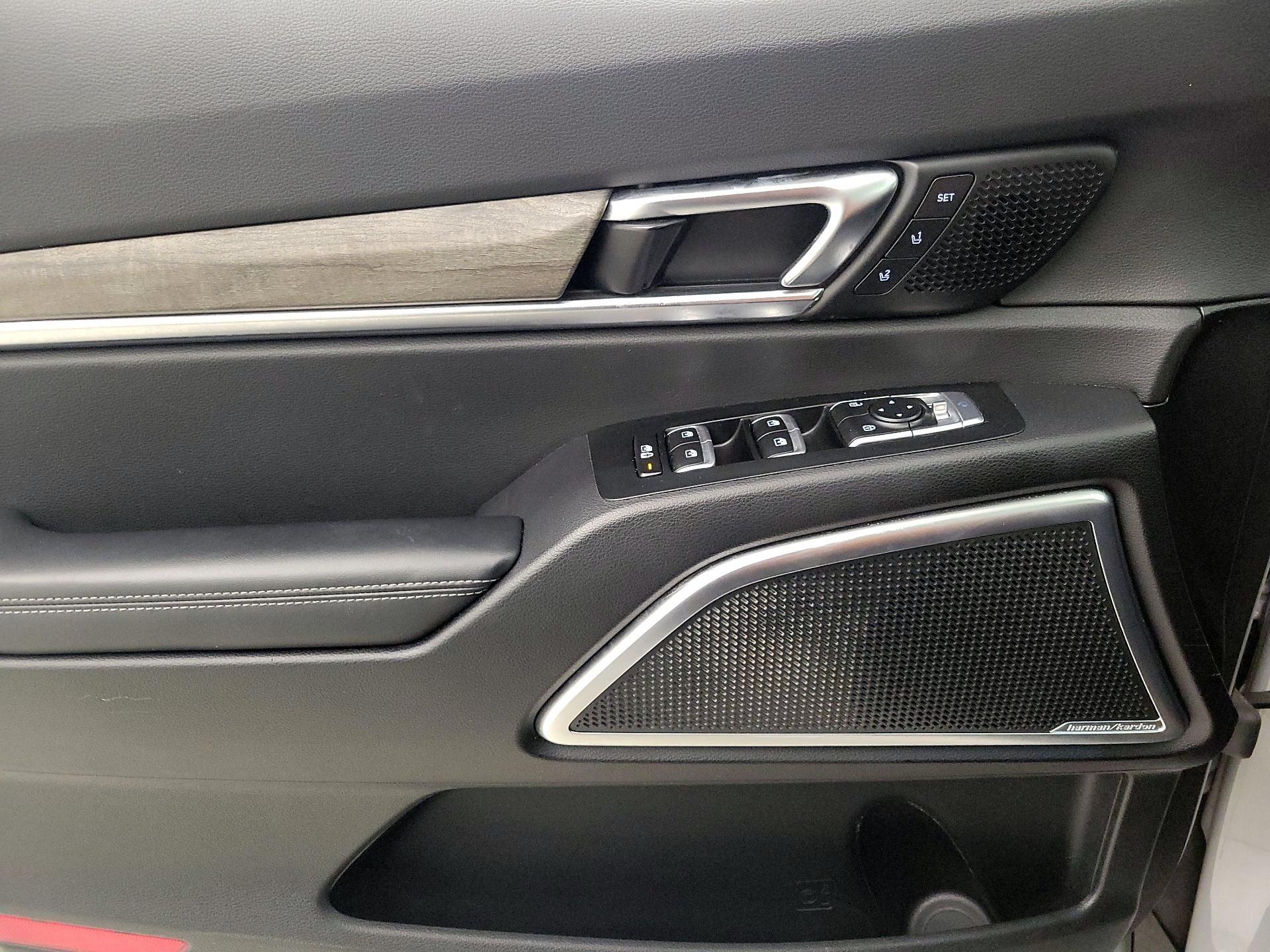 Thumbnail: 2022 Kia Telluride - 12