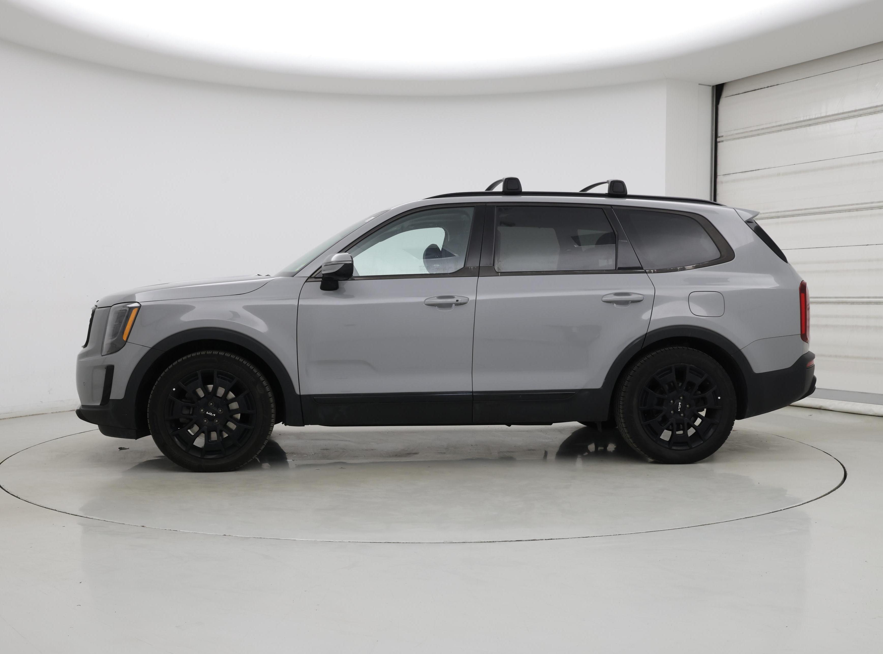 Thumbnail: 2022 Kia Telluride - 3