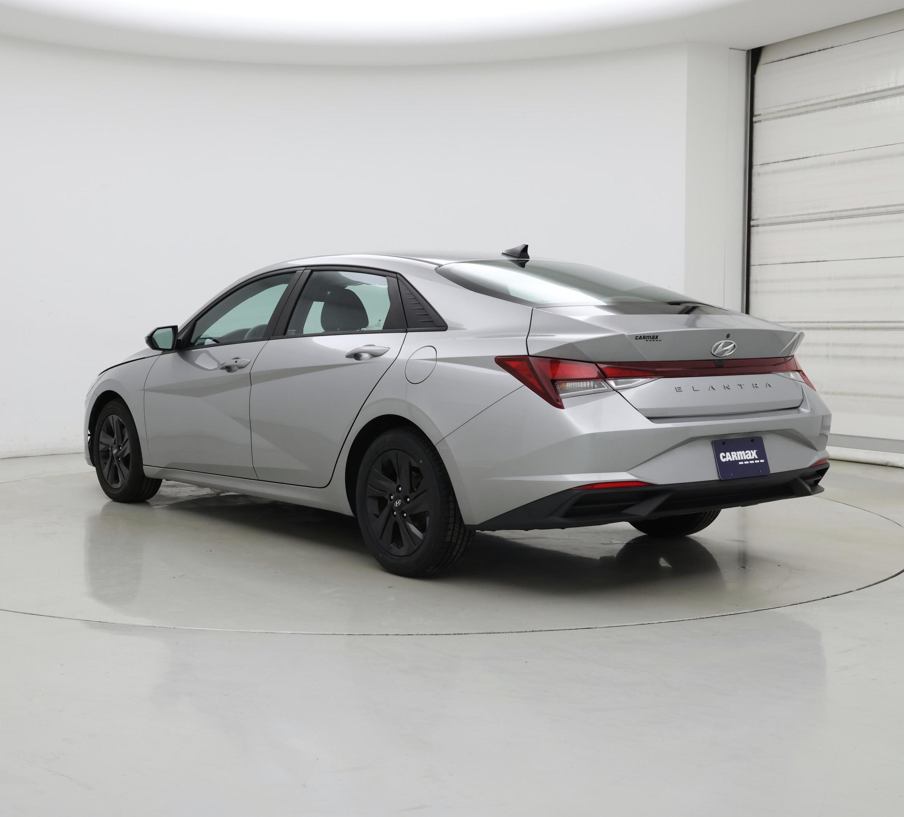 Thumbnail: 2021 Hyundai Elantra - 2