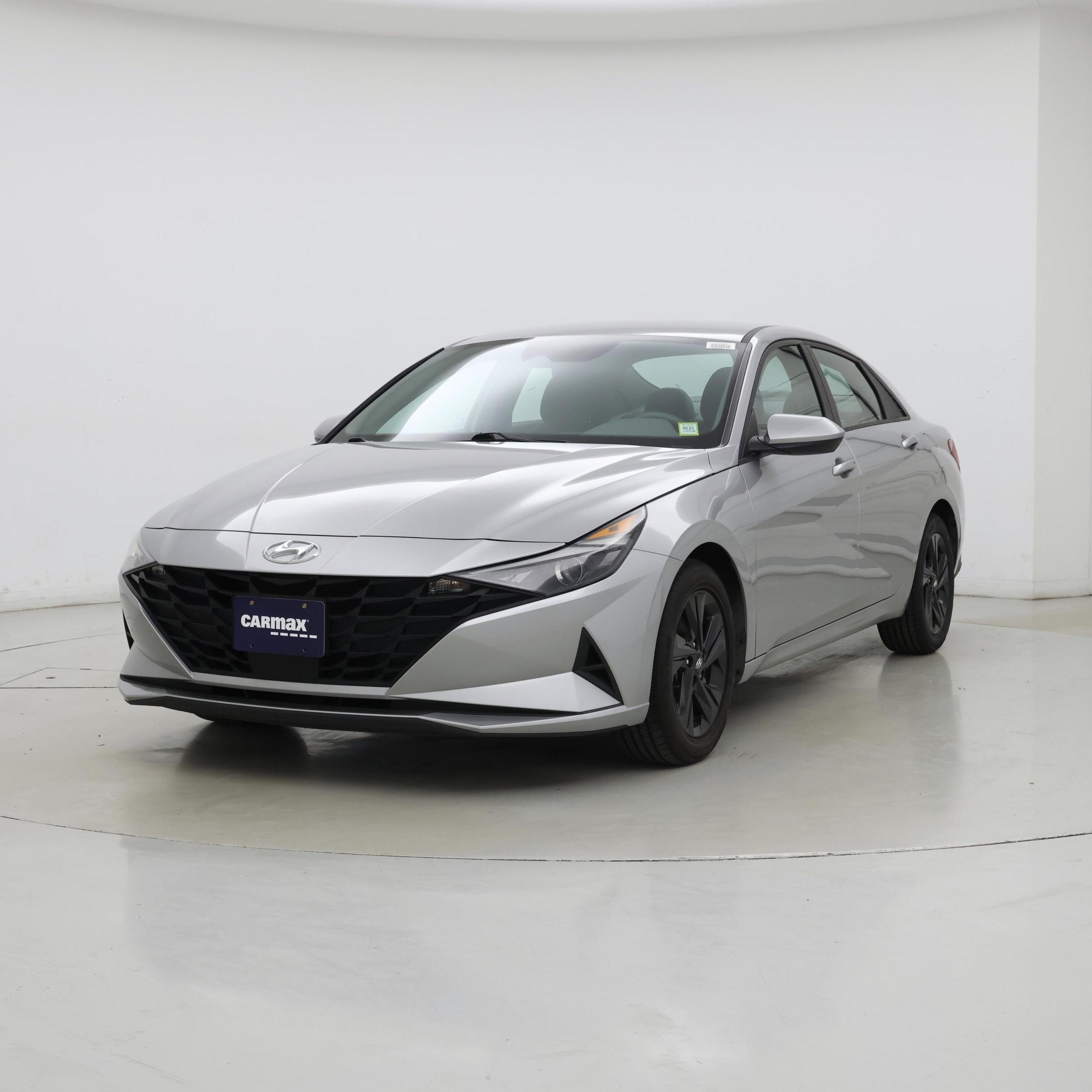 Thumbnail: 2021 Hyundai Elantra - 4