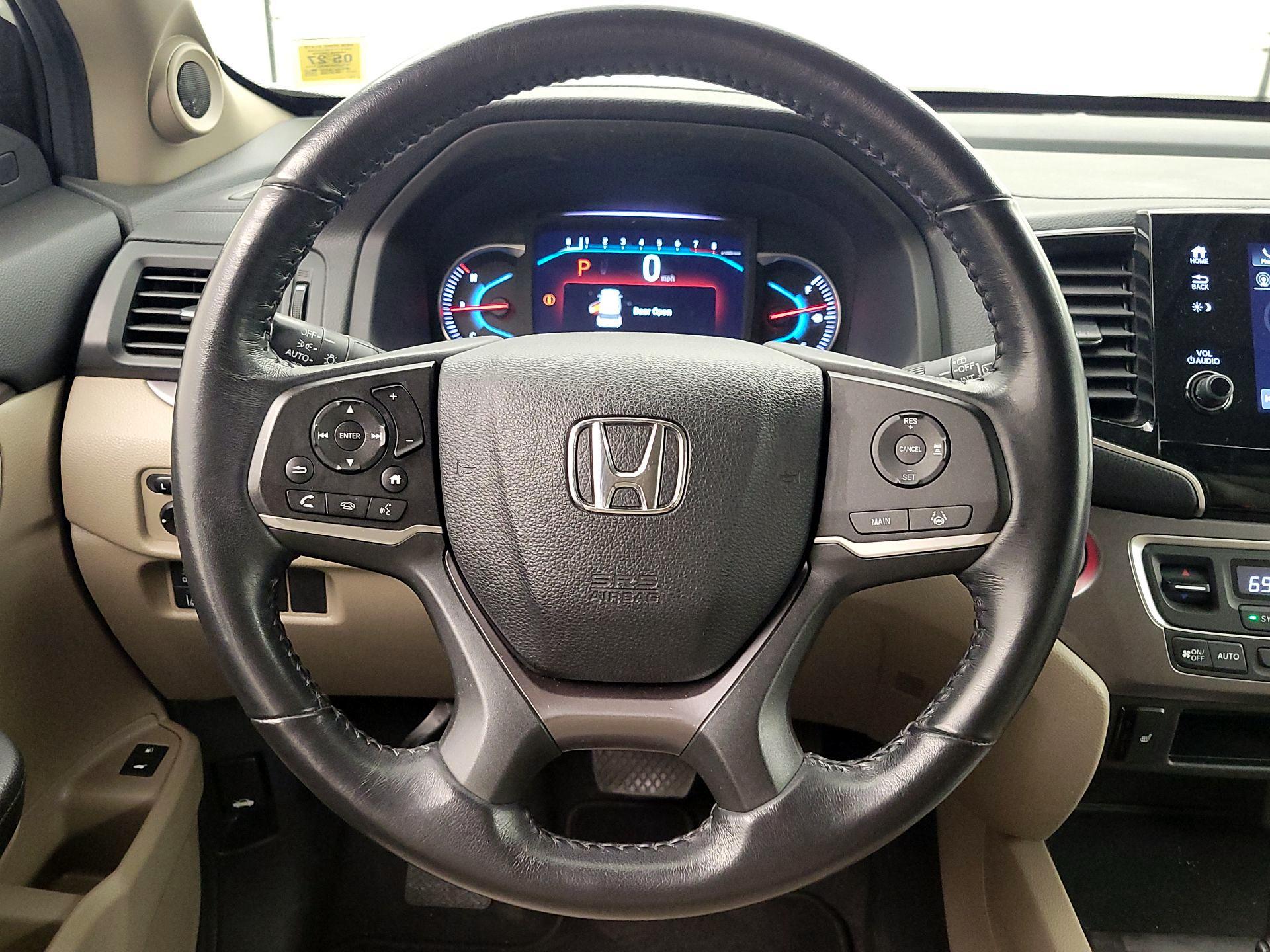 Thumbnail: 2019 Honda Pilot - 10