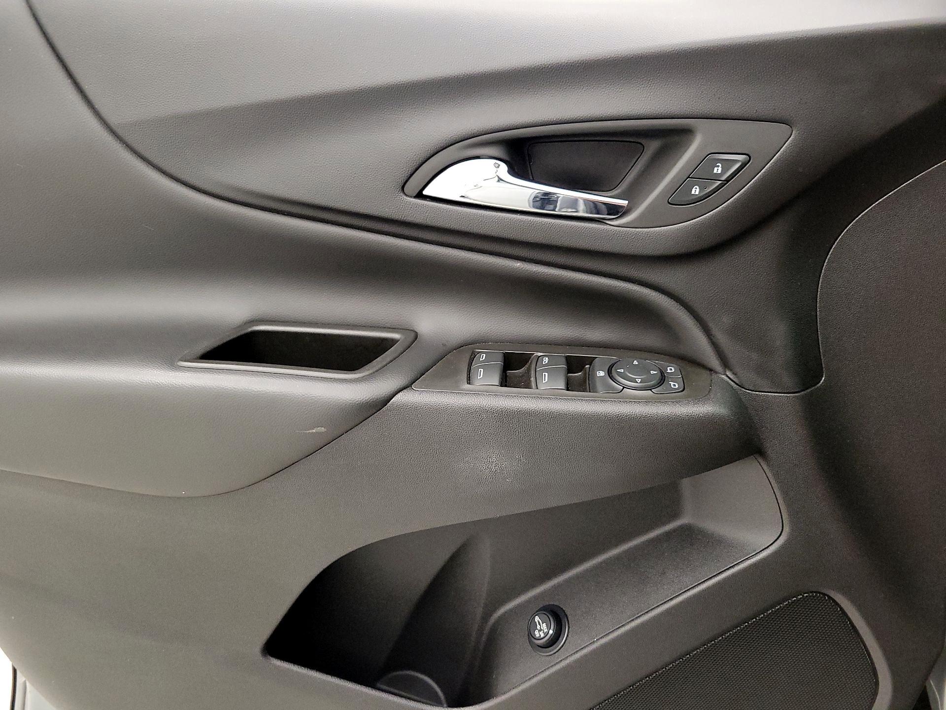 Thumbnail: 2023 Chevrolet Equinox - 12