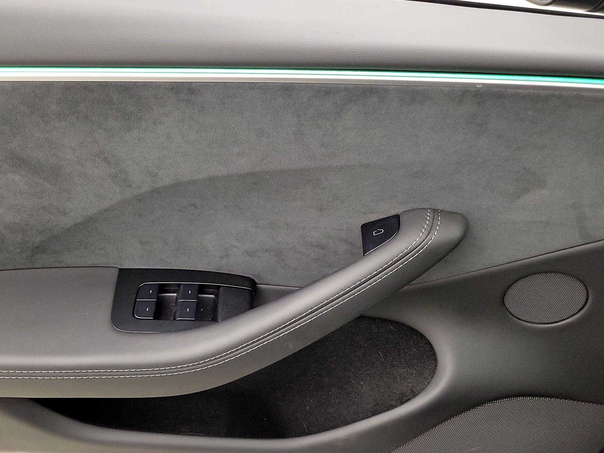 Thumbnail: 2024 Tesla Model 3 - 12