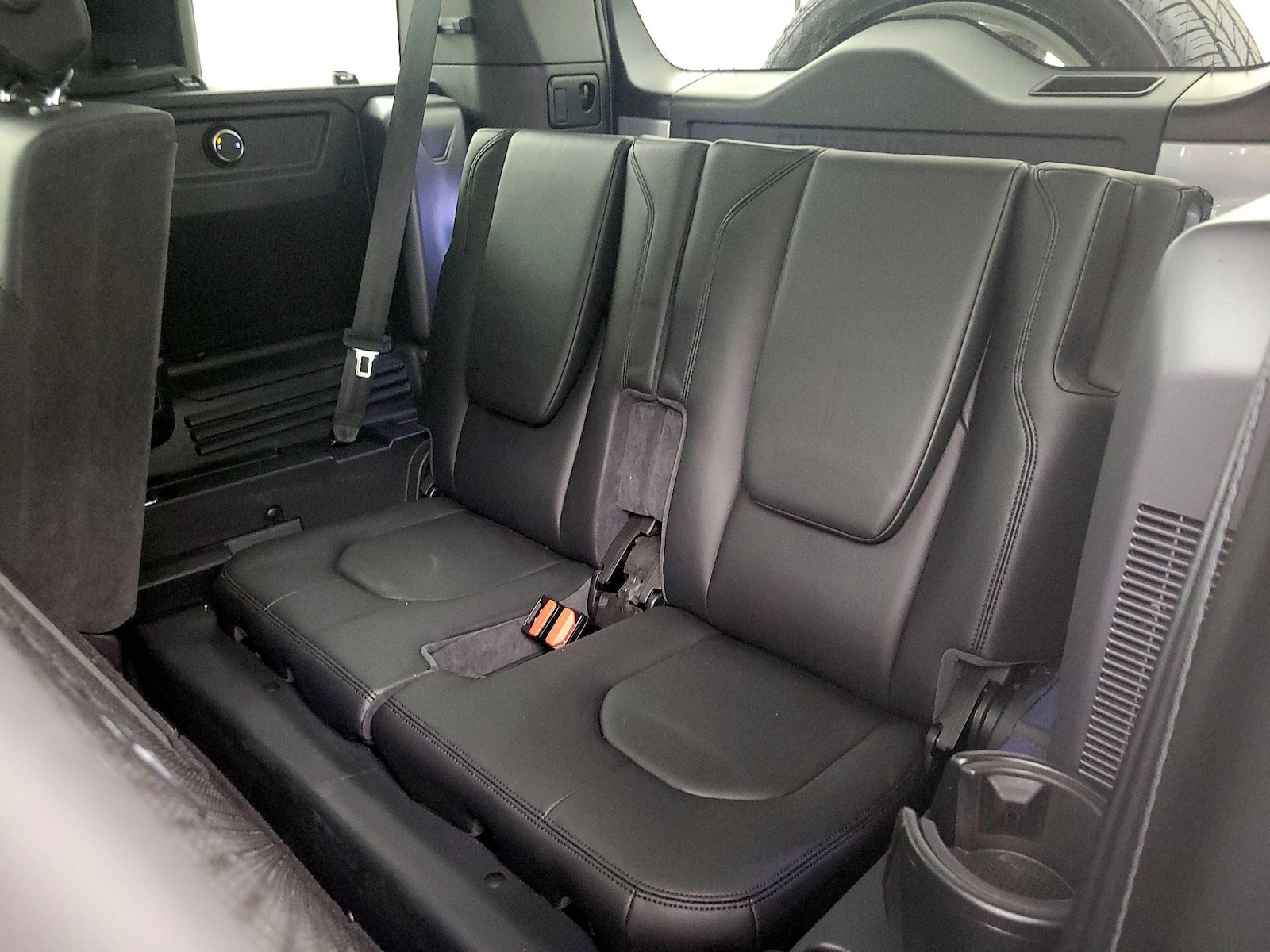 2020 Land Rover Defender First Edition - Photo 23