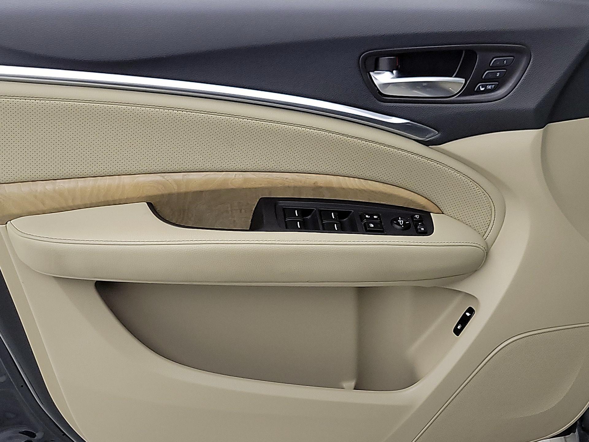 Thumbnail: 2019 Acura MDX - 12