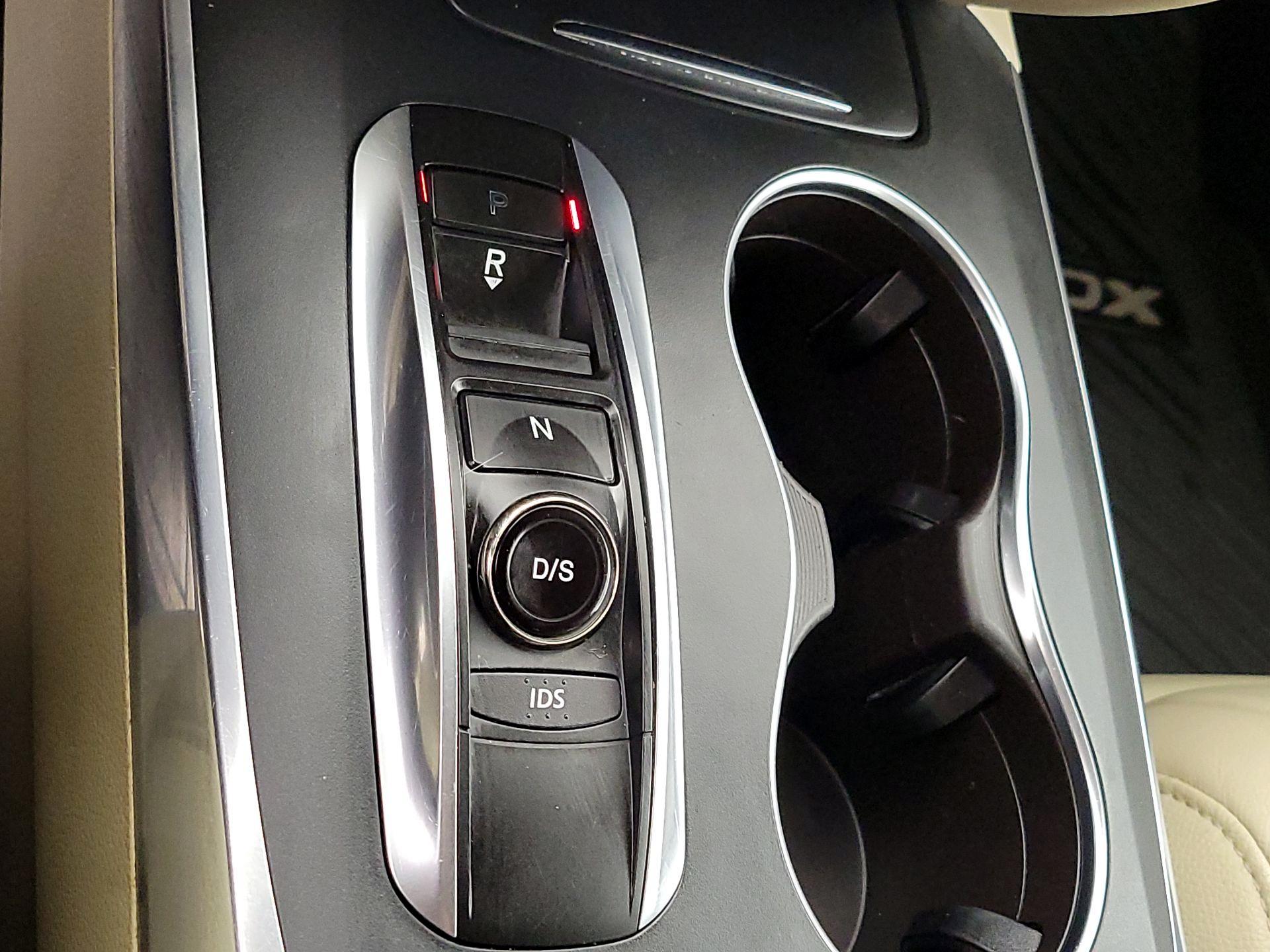 Thumbnail: 2016 Acura MDX - 18