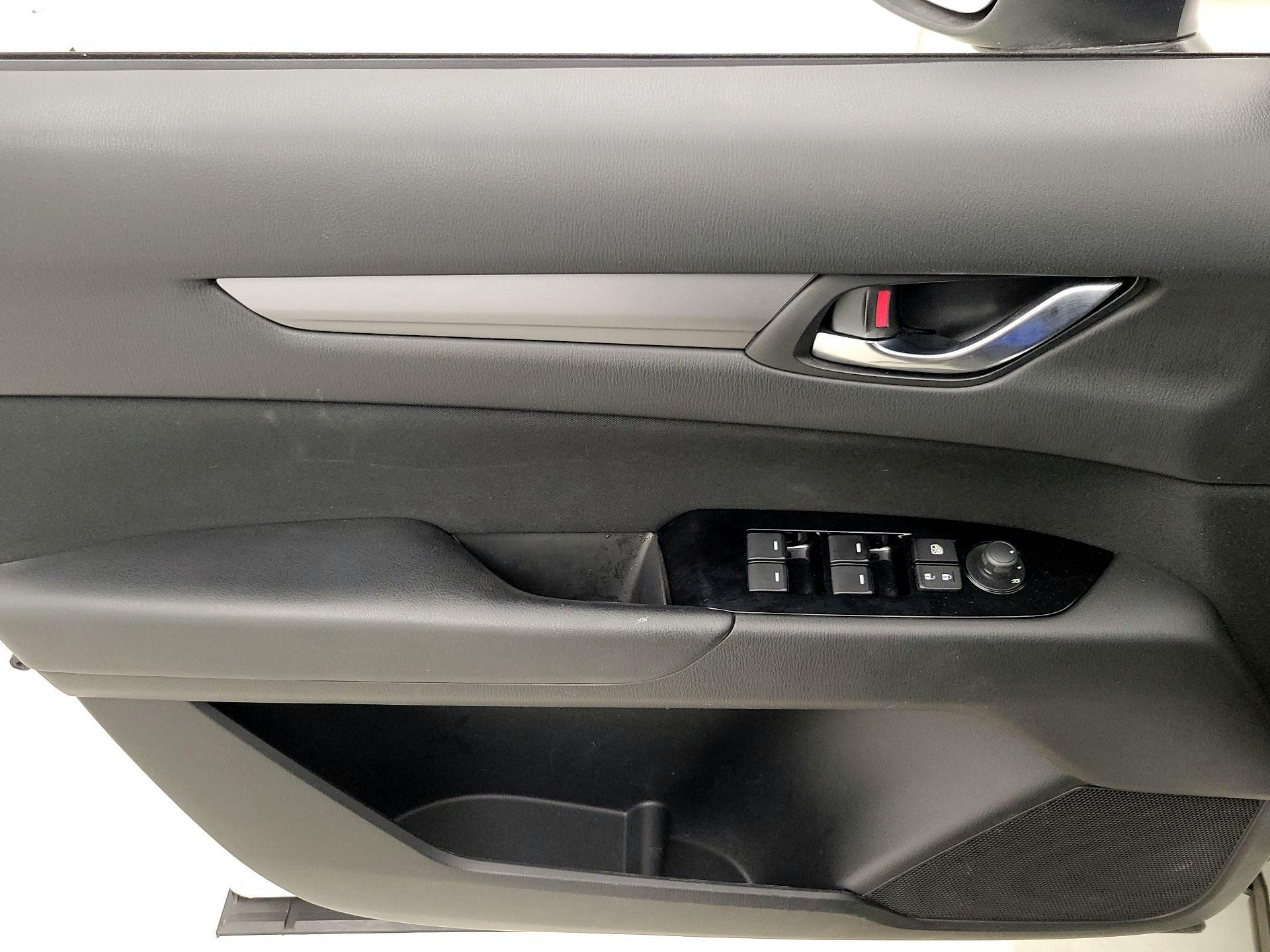 Thumbnail: 2018 Mazda CX-5 - 12