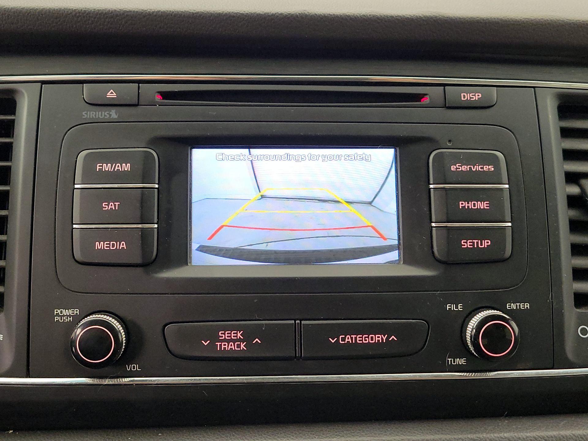 Thumbnail: 2016 Kia Sedona - 14