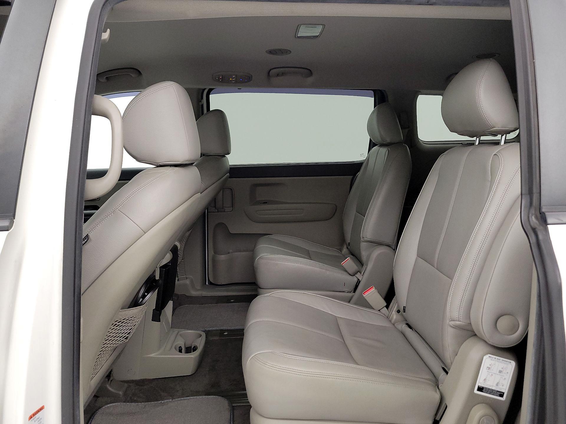 Thumbnail: 2016 Kia Sedona - 19