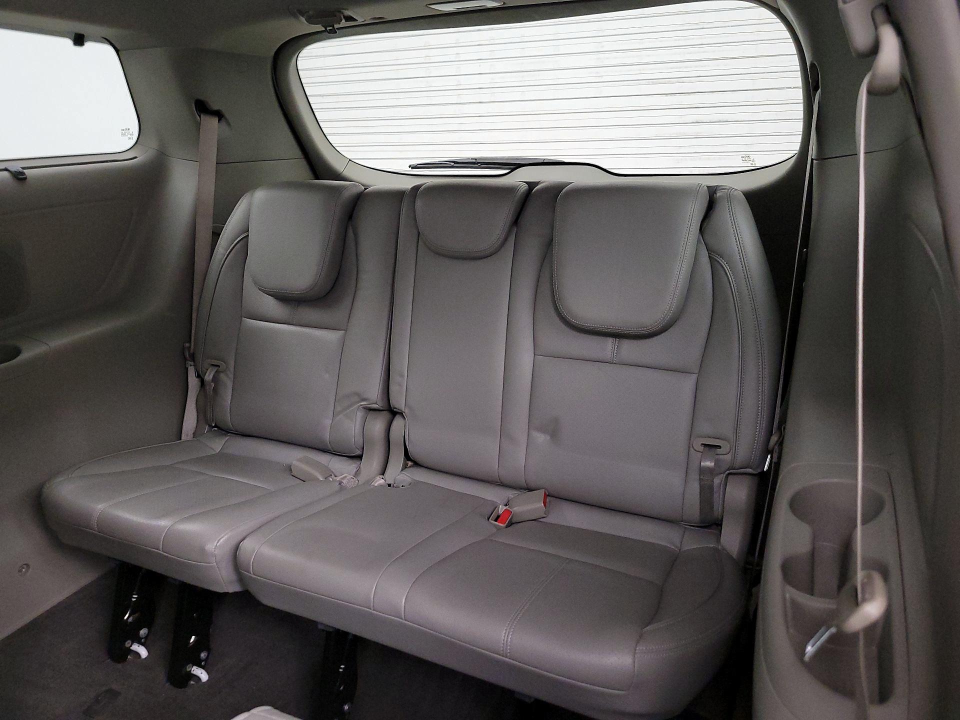 Thumbnail: 2016 Kia Sedona - 20