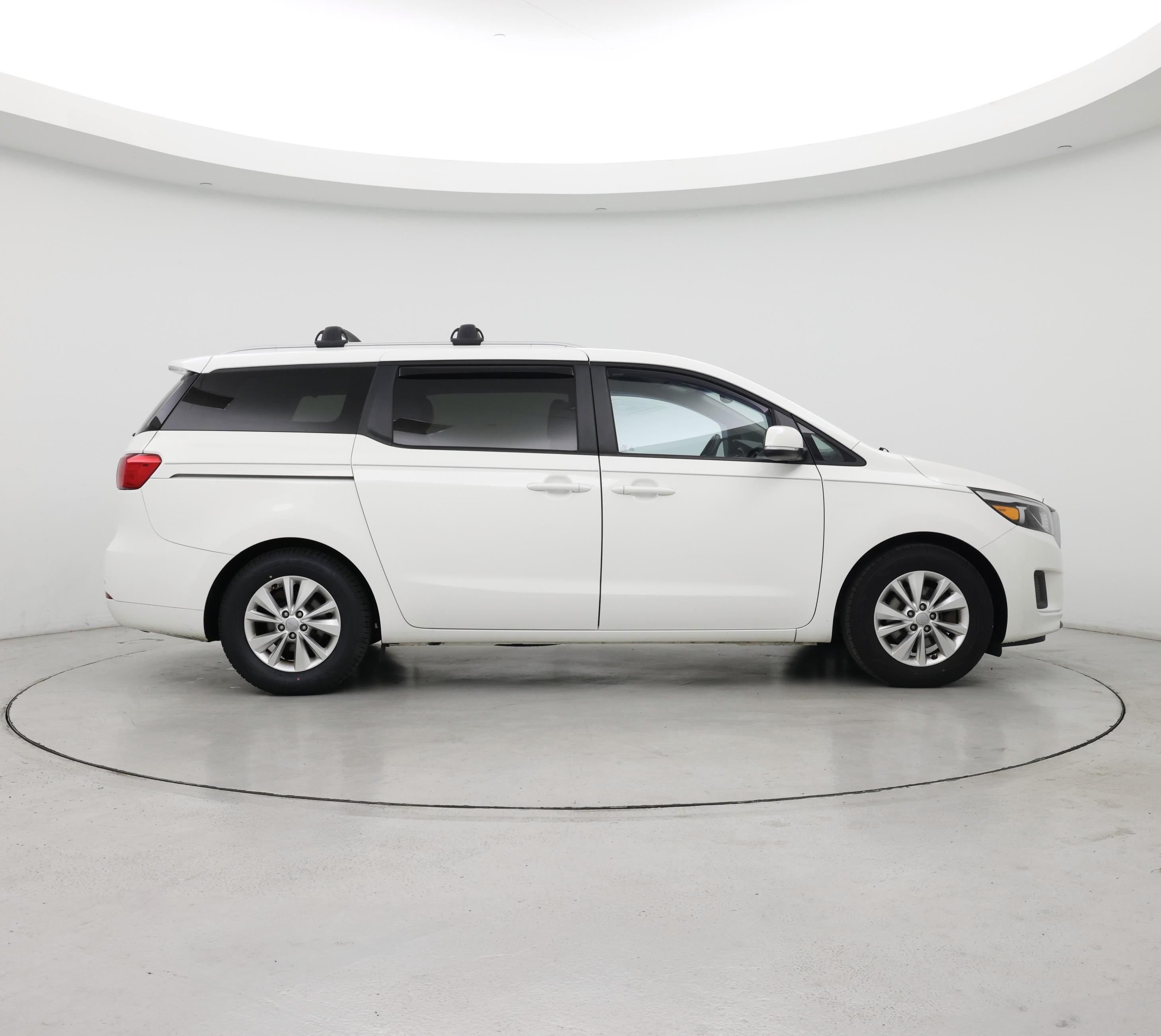 Thumbnail: 2016 Kia Sedona - 7