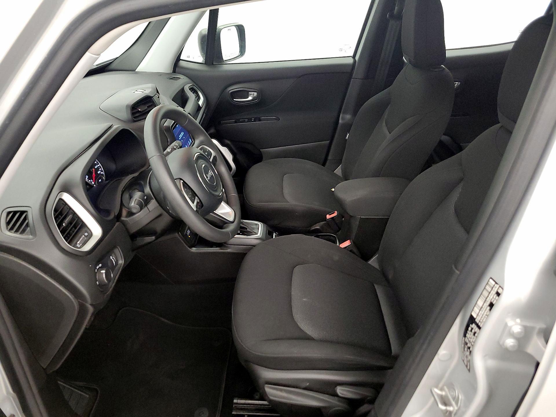 Thumbnail: 2021 Jeep Renegade - 11