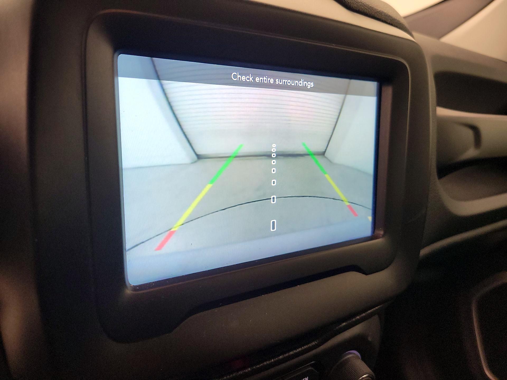 Thumbnail: 2021 Jeep Renegade - 14