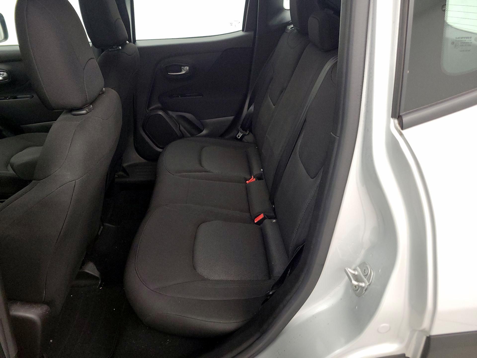 Thumbnail: 2021 Jeep Renegade - 19