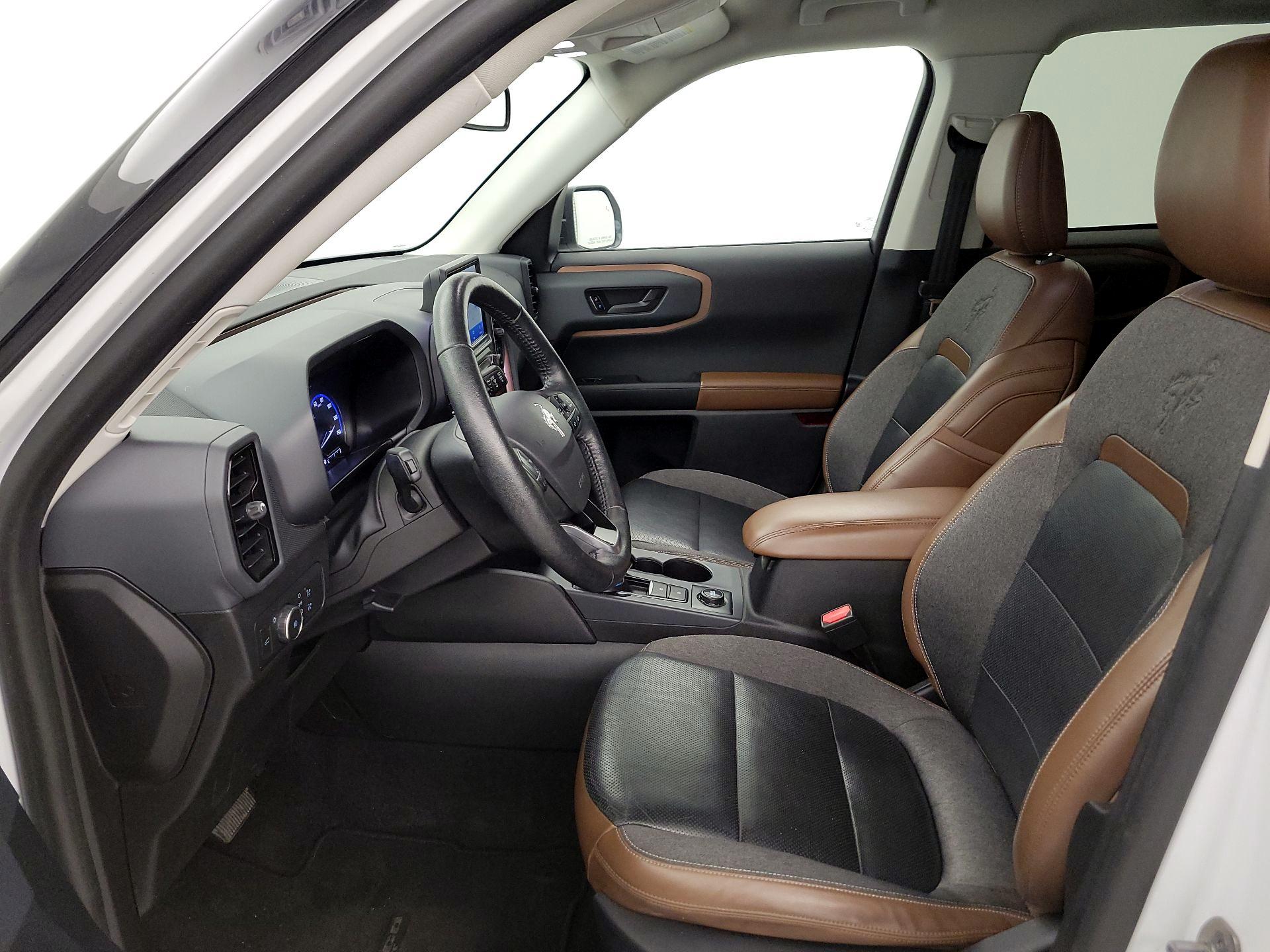 Thumbnail: 2022 Ford Bronco Sport - 11