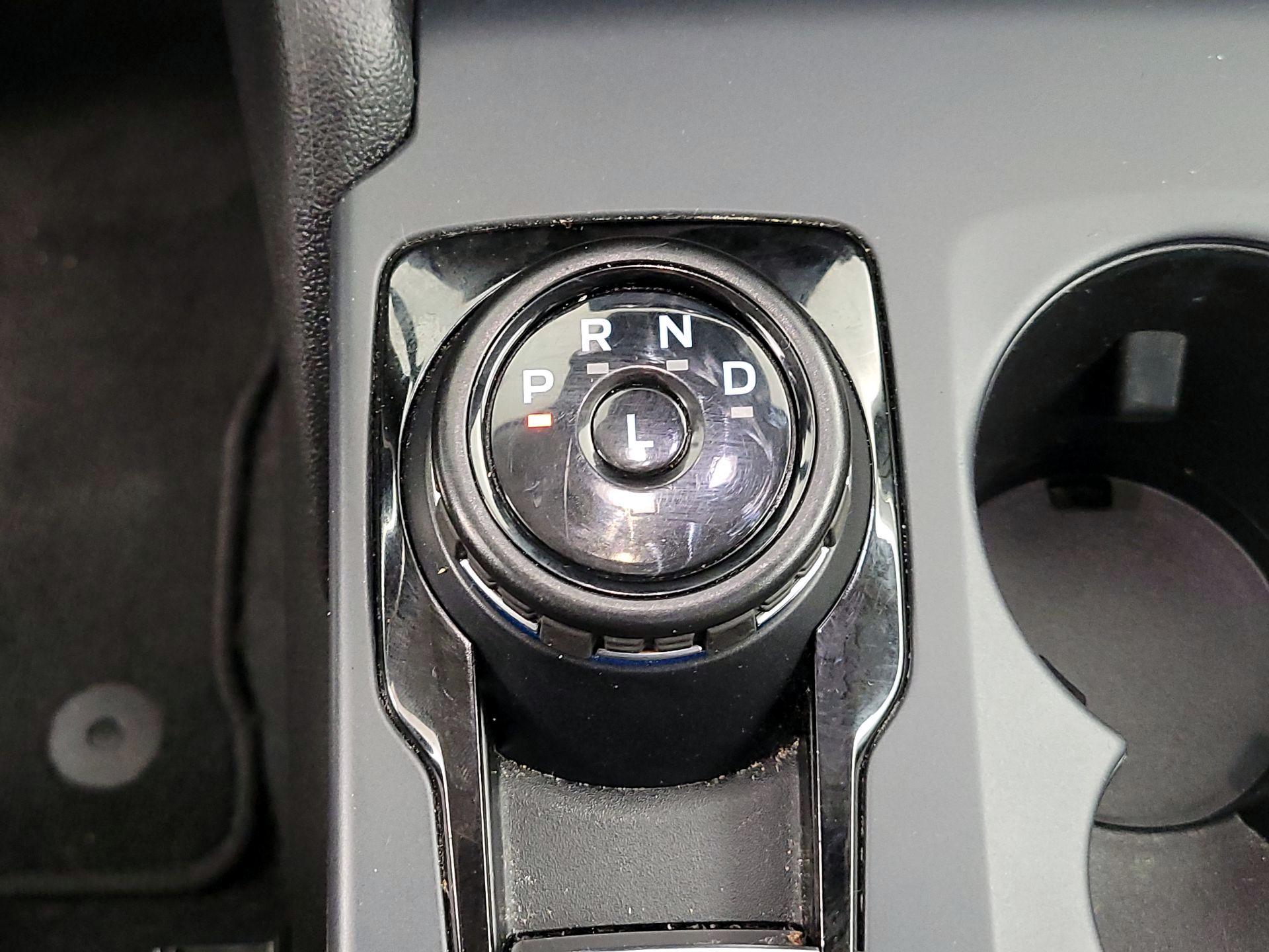 Thumbnail: 2022 Ford Bronco Sport - 17