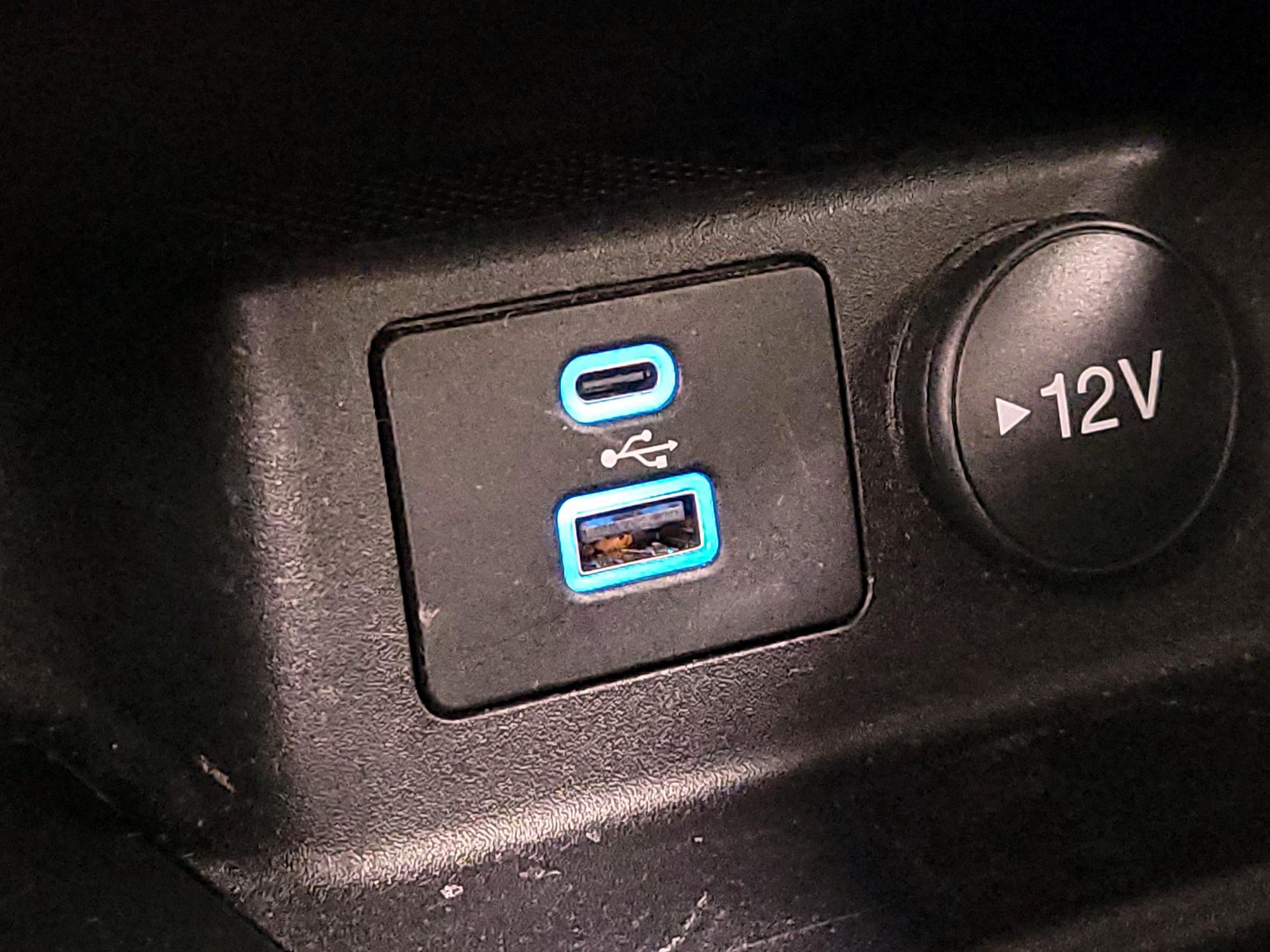 Thumbnail: 2022 Ford Bronco Sport - 18