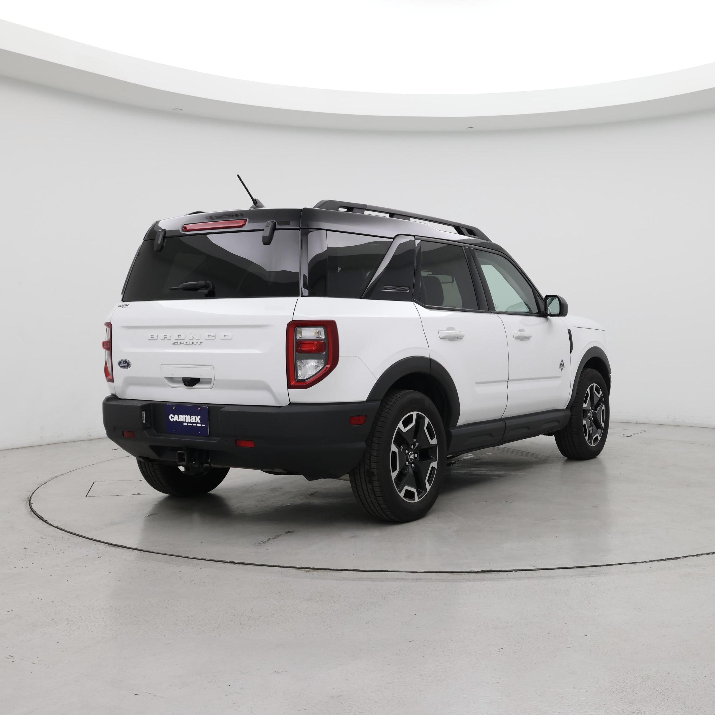 Thumbnail: 2022 Ford Bronco Sport - 8