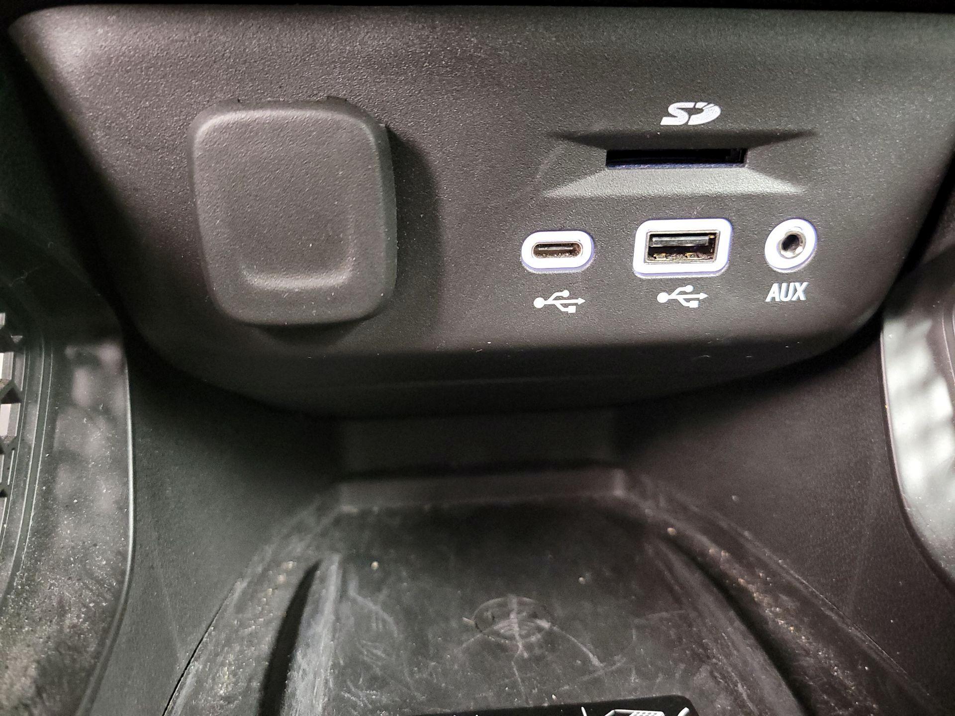 Thumbnail: 2021 Chevrolet TrailBlazer - 18