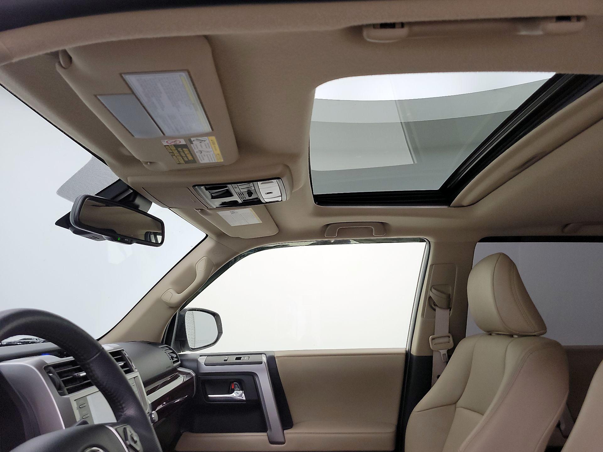 Thumbnail: 2021 Toyota 4Runner - 20