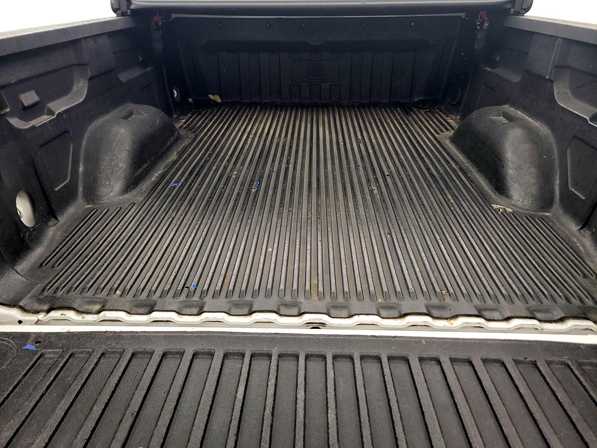 Thumbnail: 2015 Chevrolet Silverado 1500 - 11