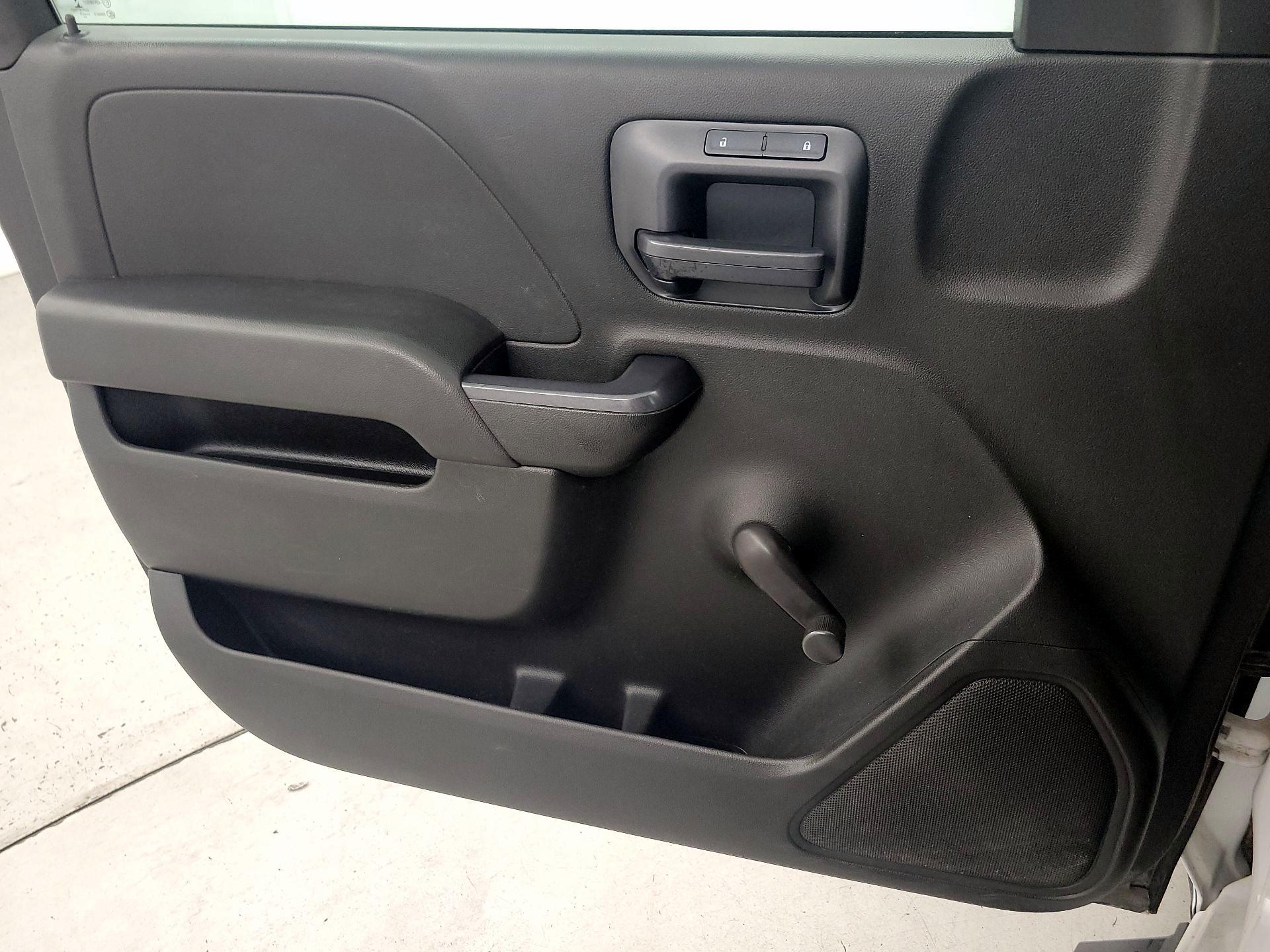 Thumbnail: 2015 Chevrolet Silverado 1500 - 12