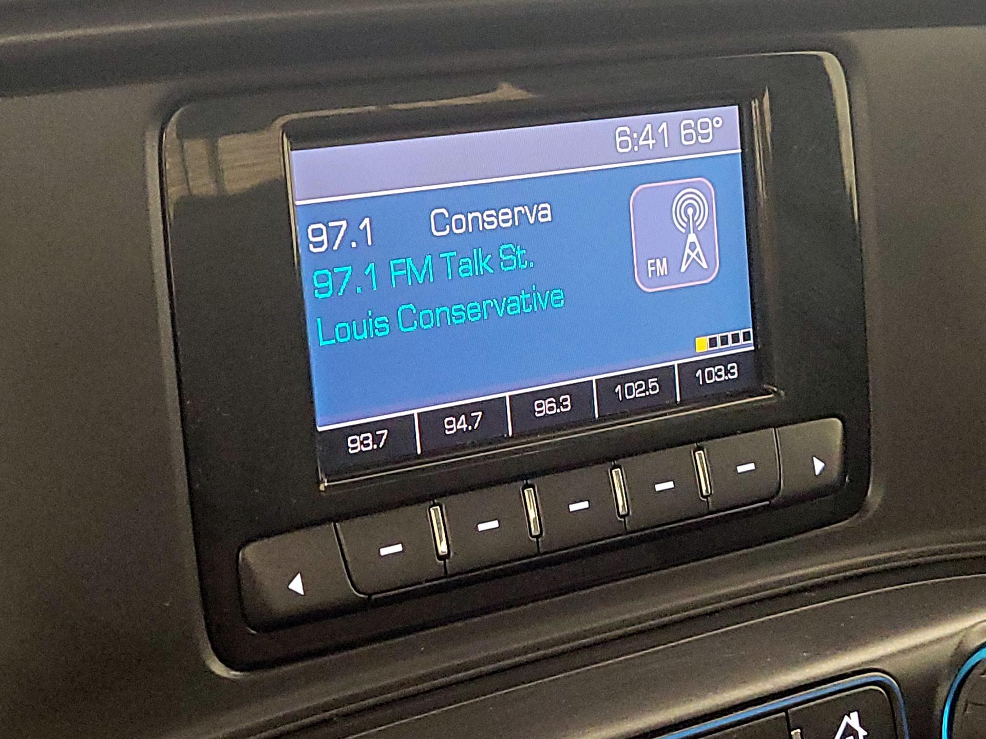 Thumbnail: 2015 Chevrolet Silverado 1500 - 14