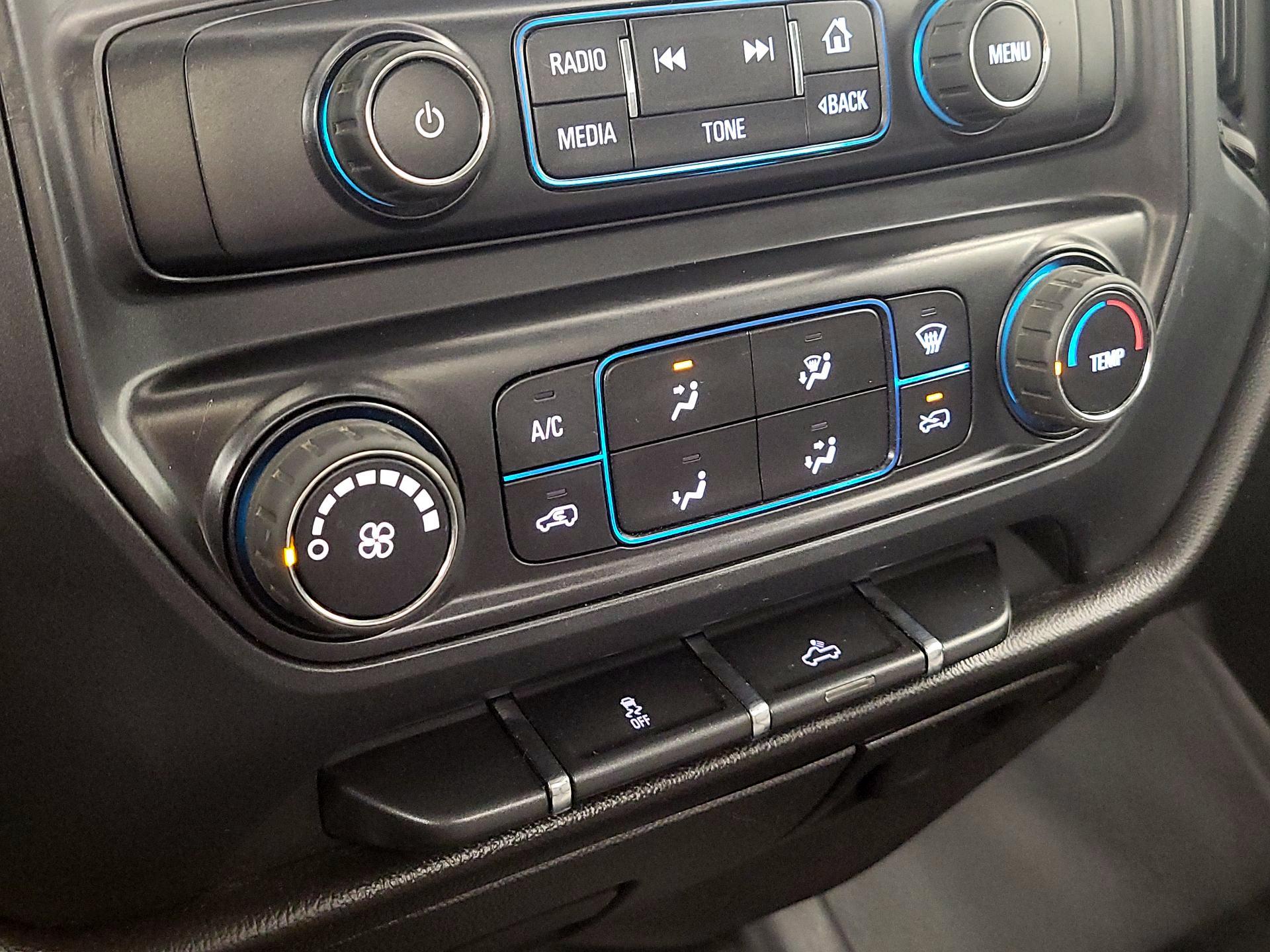 Thumbnail: 2015 Chevrolet Silverado 1500 - 15