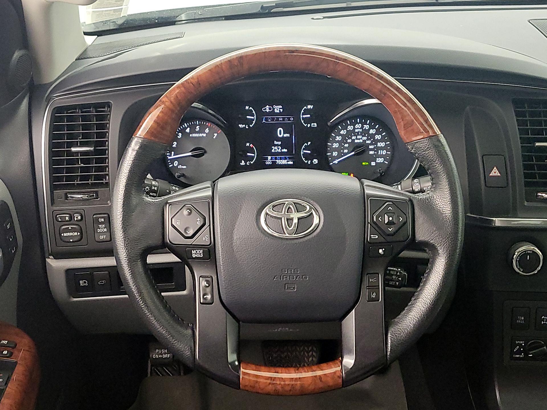 Thumbnail: 2020 Toyota Sequoia - 10