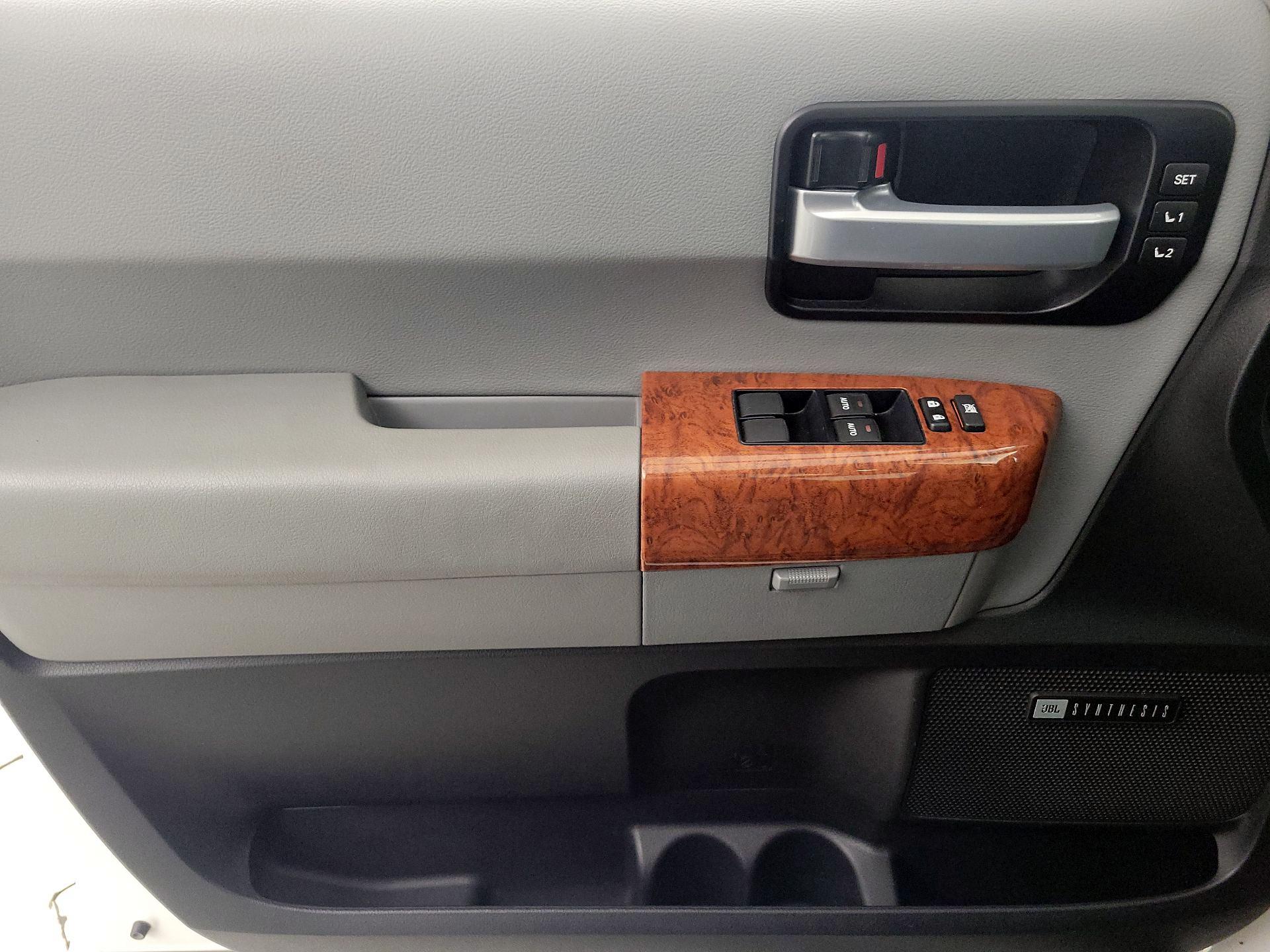 Thumbnail: 2020 Toyota Sequoia - 12