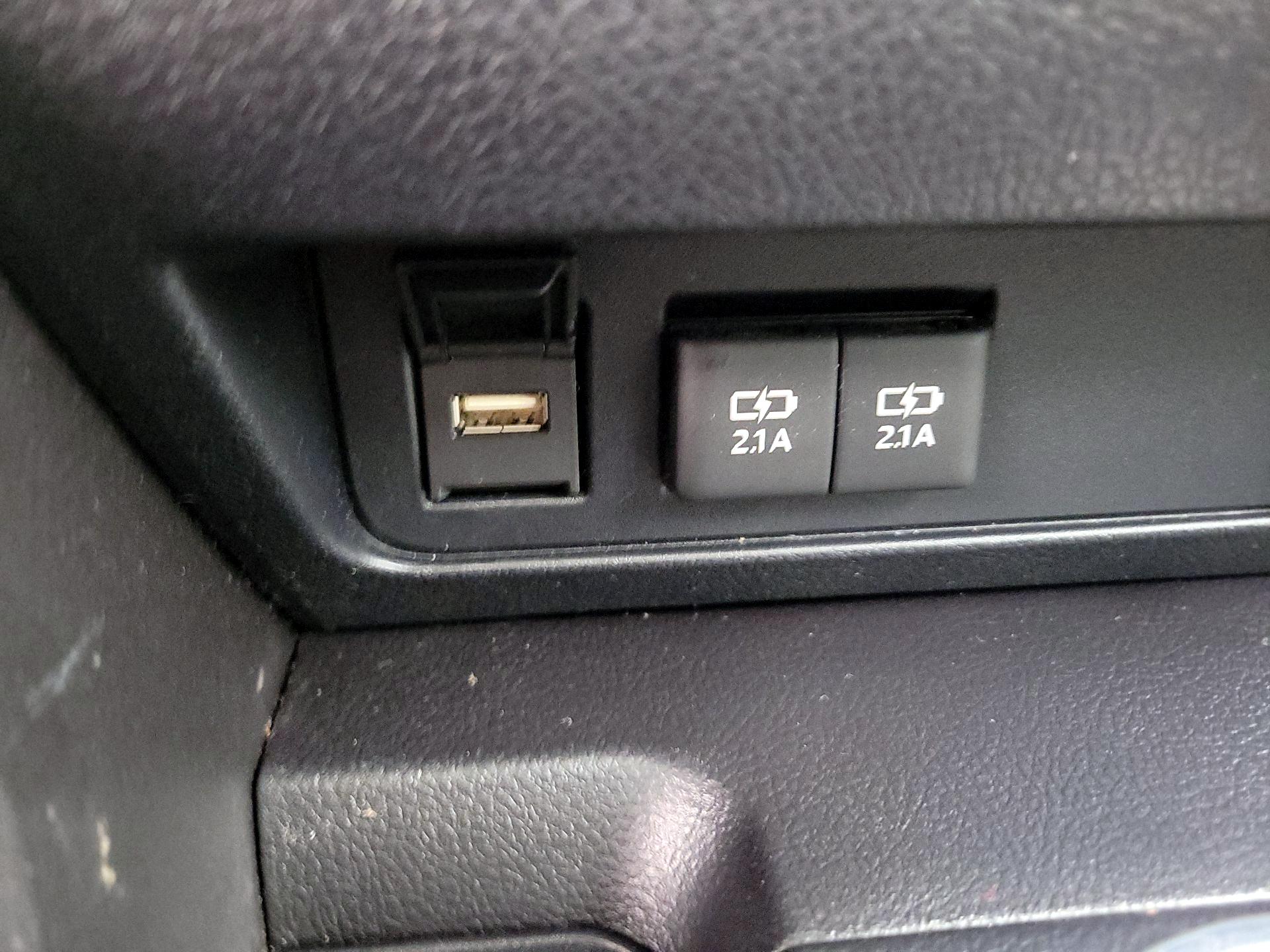 Thumbnail: 2020 Toyota Sequoia - 19