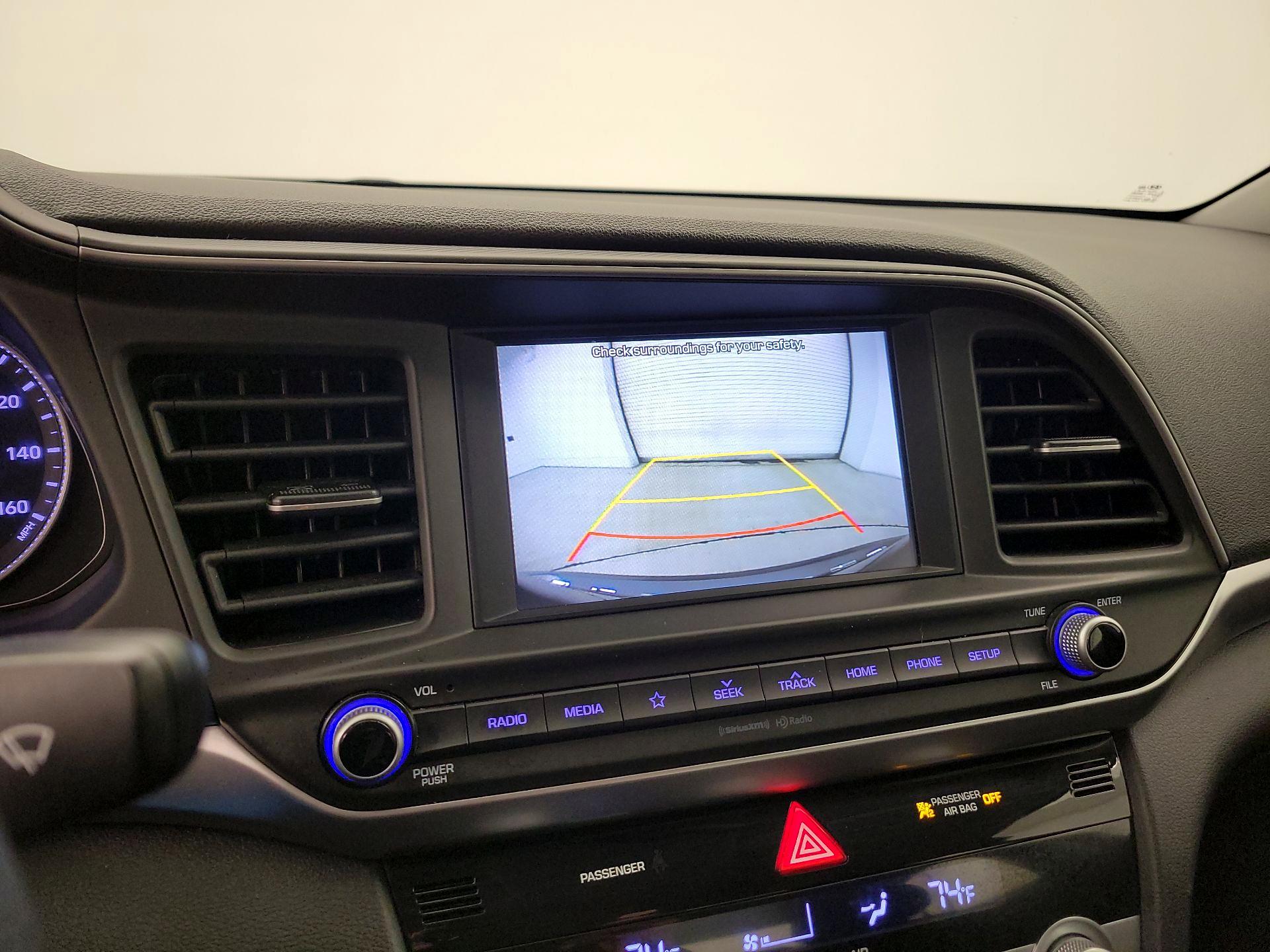 Thumbnail: 2020 Hyundai Elantra - 14