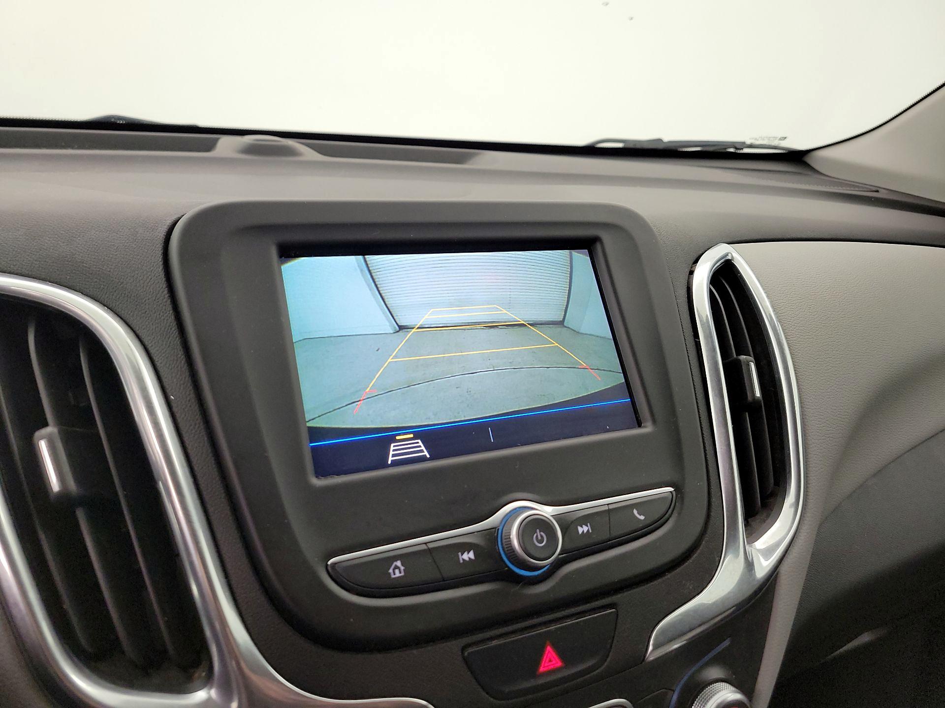 Thumbnail: 2019 Chevrolet Equinox - 14