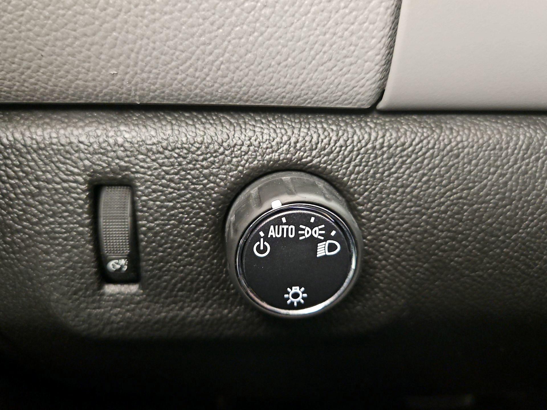 Thumbnail: 2018 Chevrolet Colorado - 13