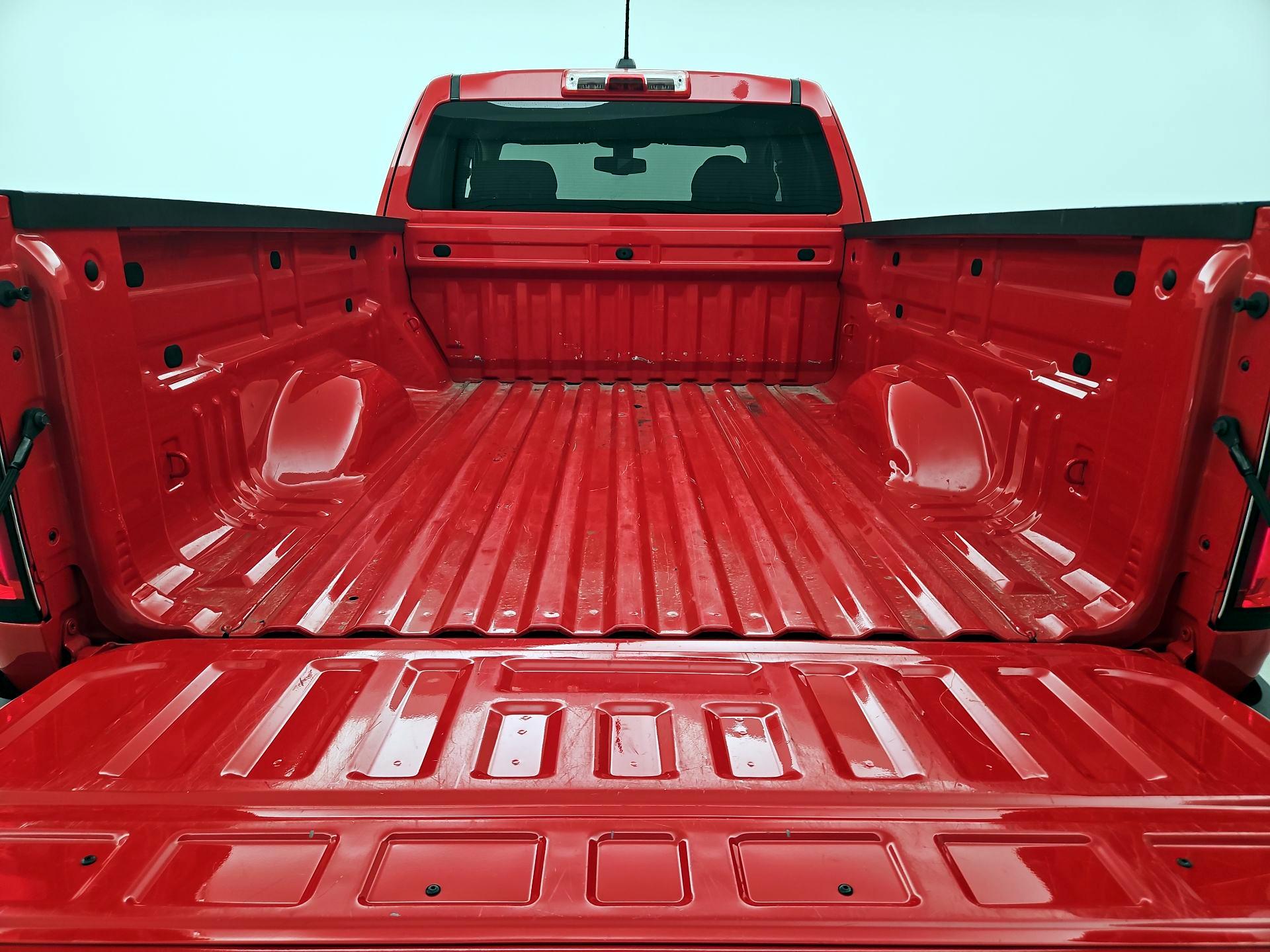 Thumbnail: 2018 Chevrolet Colorado - 20