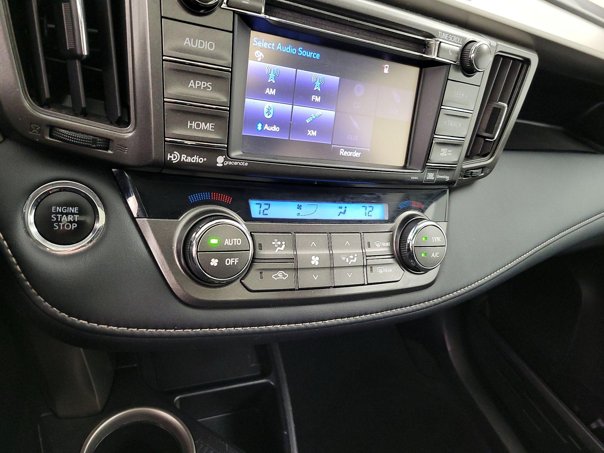 Thumbnail: 2014 Toyota RAV4 - 16