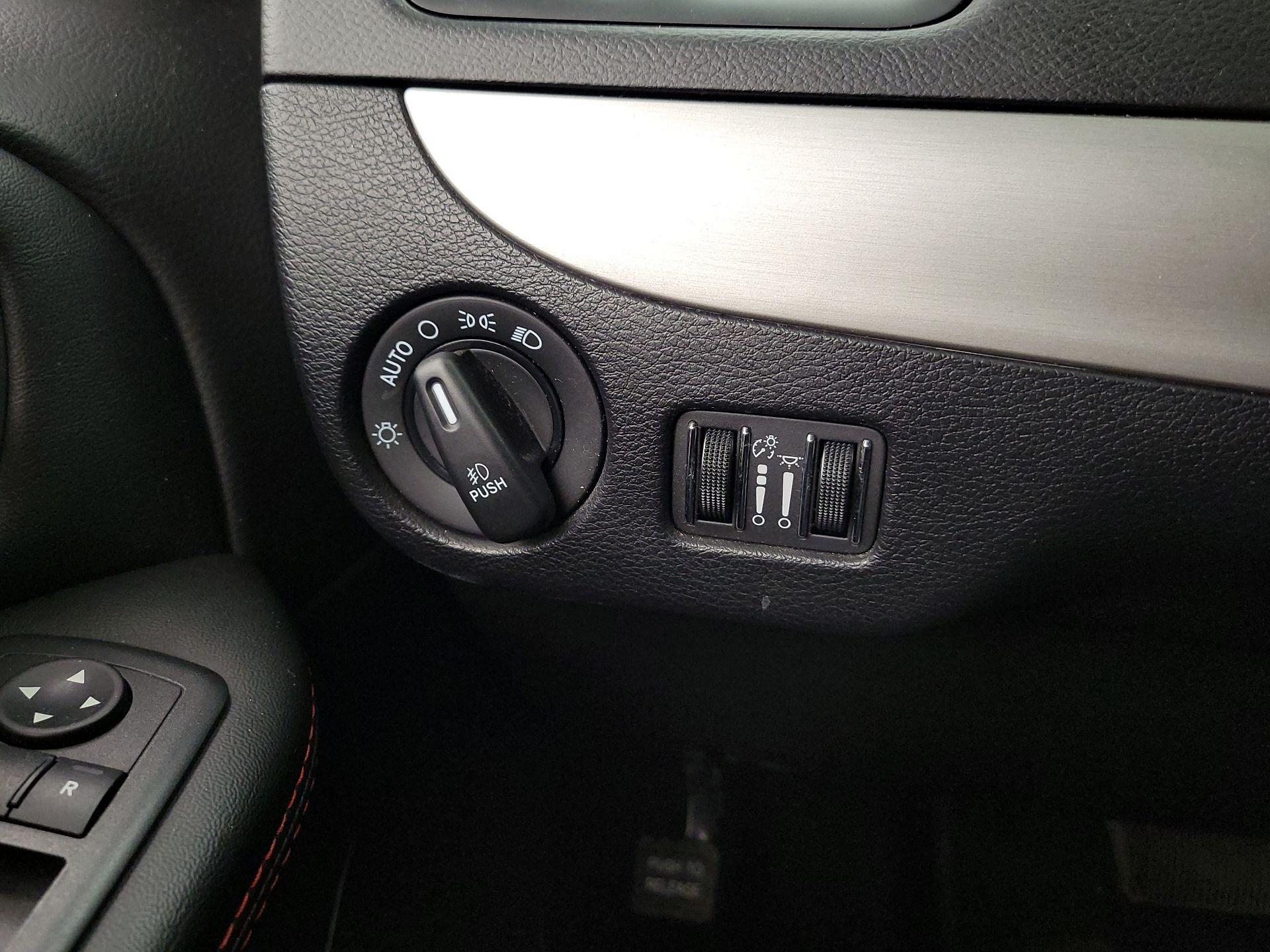 Thumbnail: 2019 Dodge Grand Caravan - 13