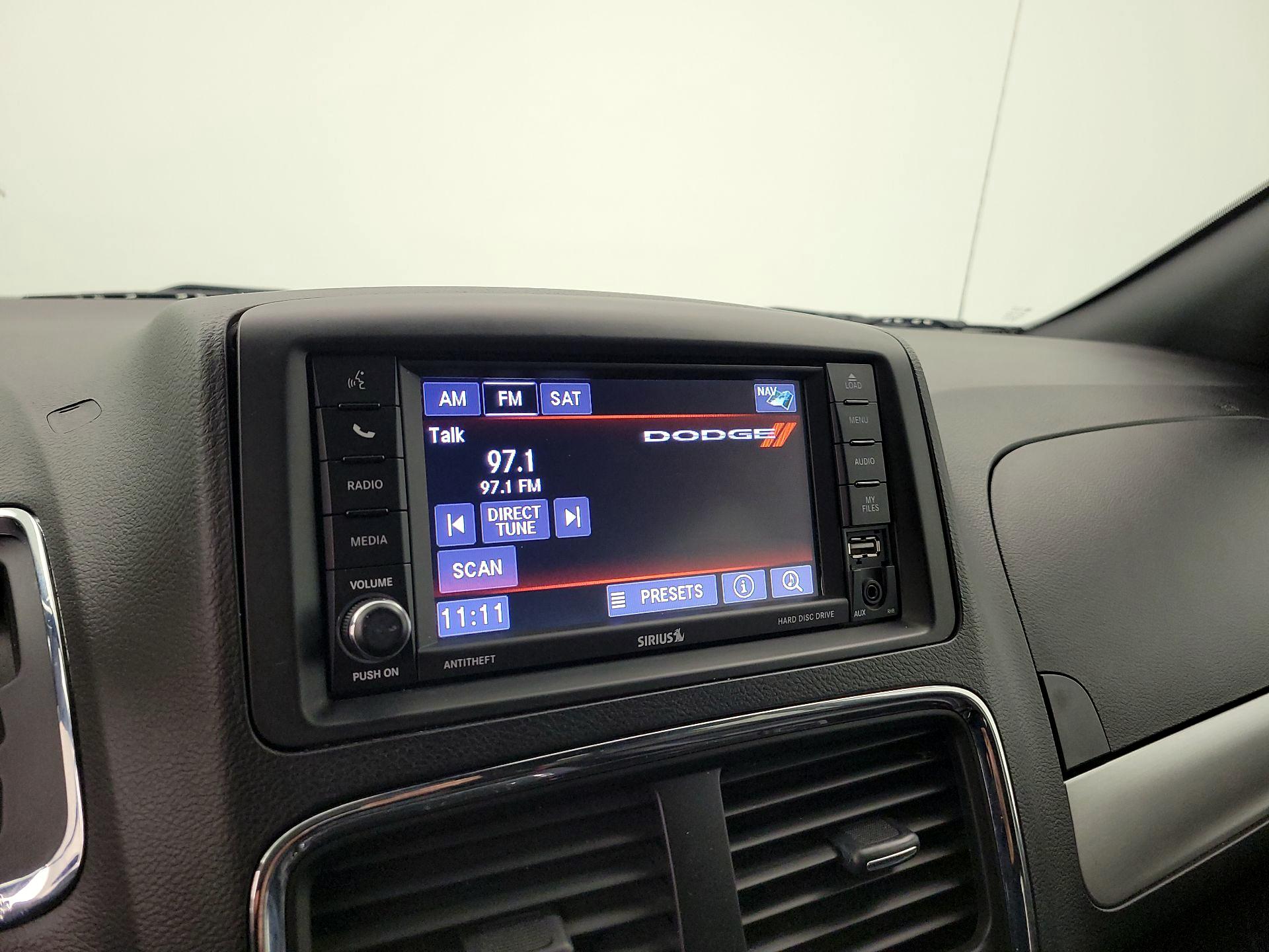 Thumbnail: 2019 Dodge Grand Caravan - 16