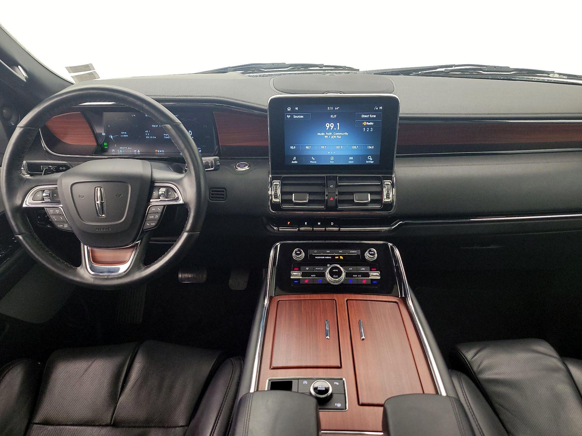 Thumbnail: 2020 Lincoln Navigator - 9