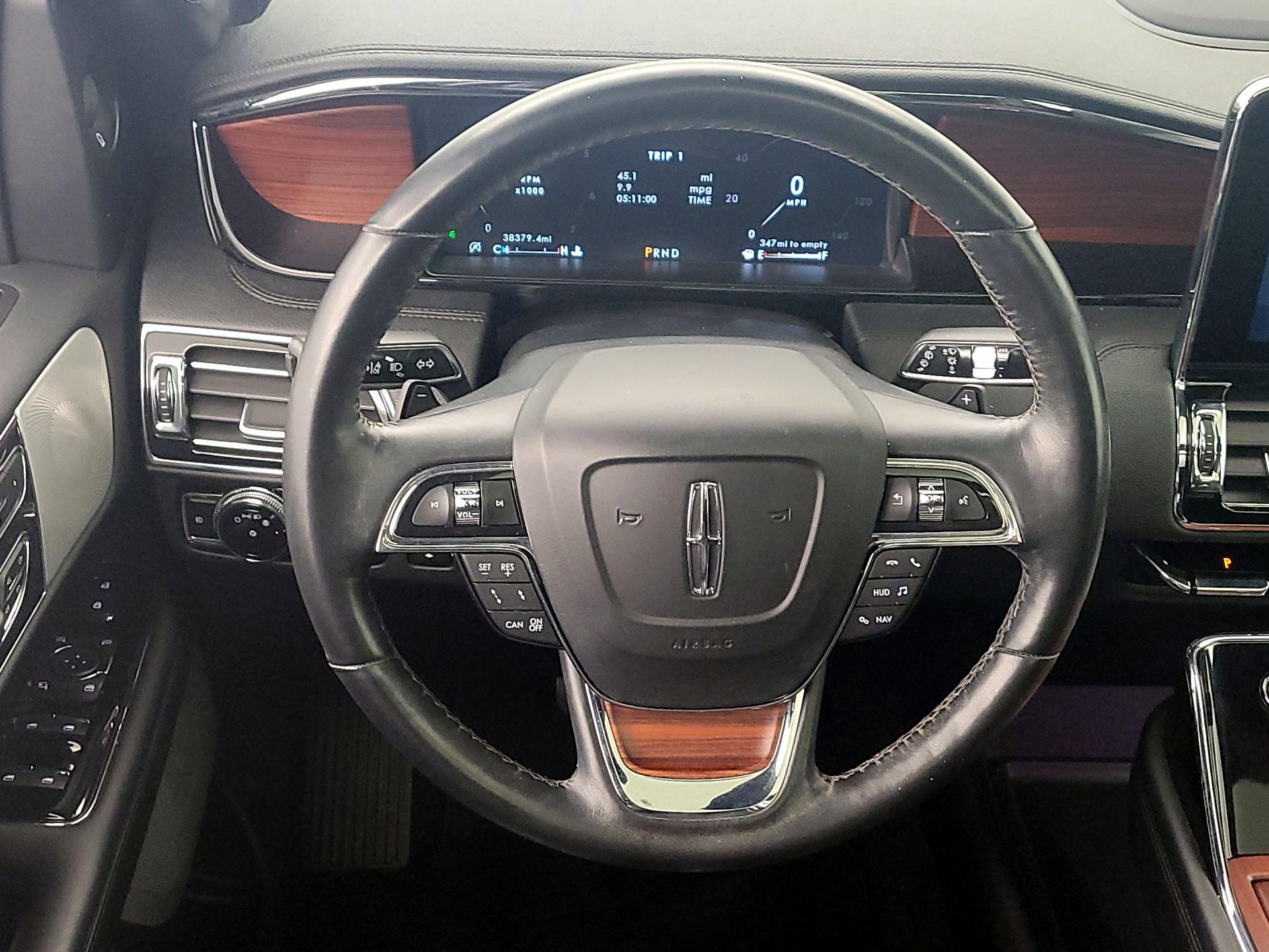 Thumbnail: 2020 Lincoln Navigator - 10