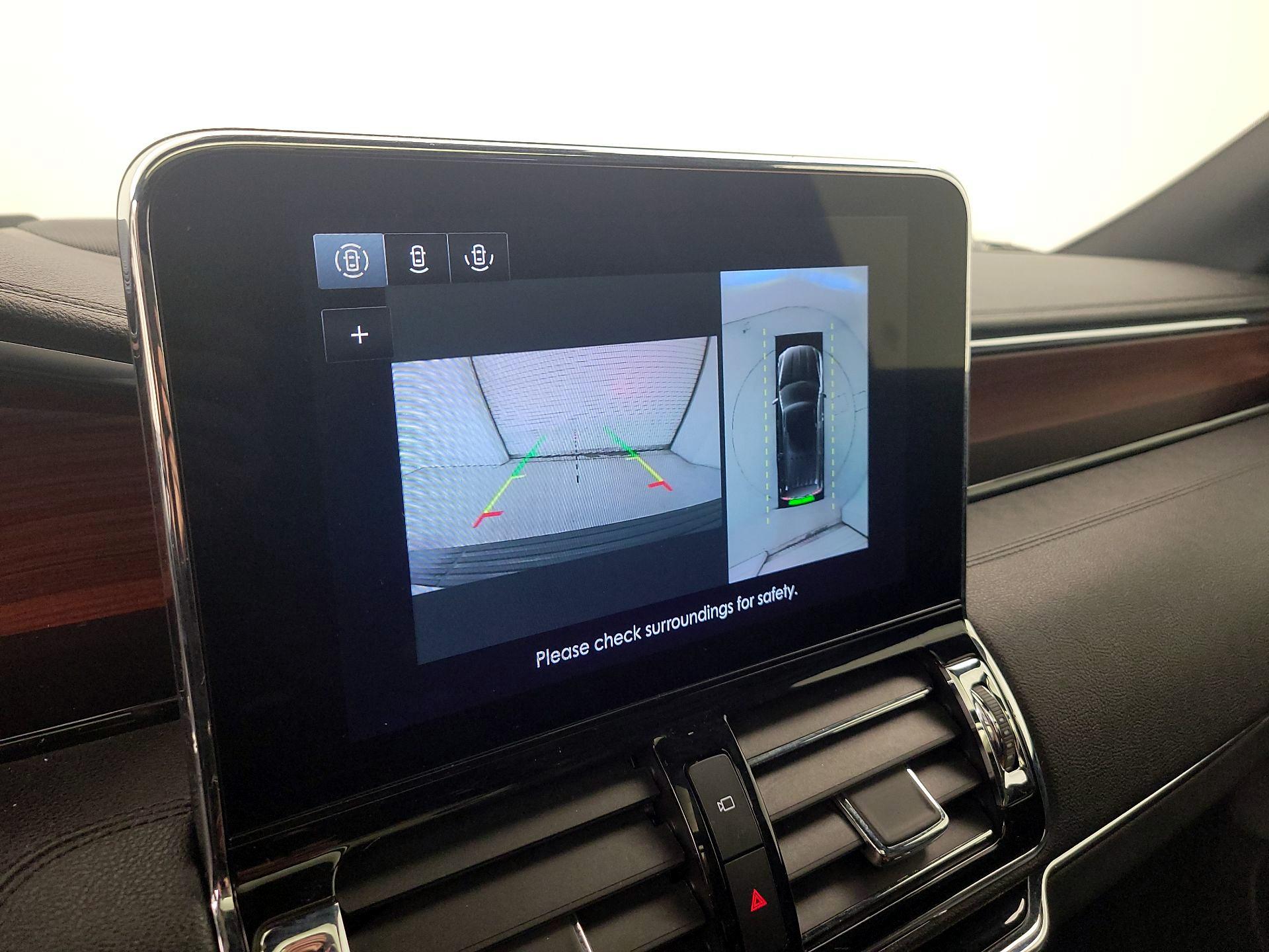 Thumbnail: 2020 Lincoln Navigator - 15