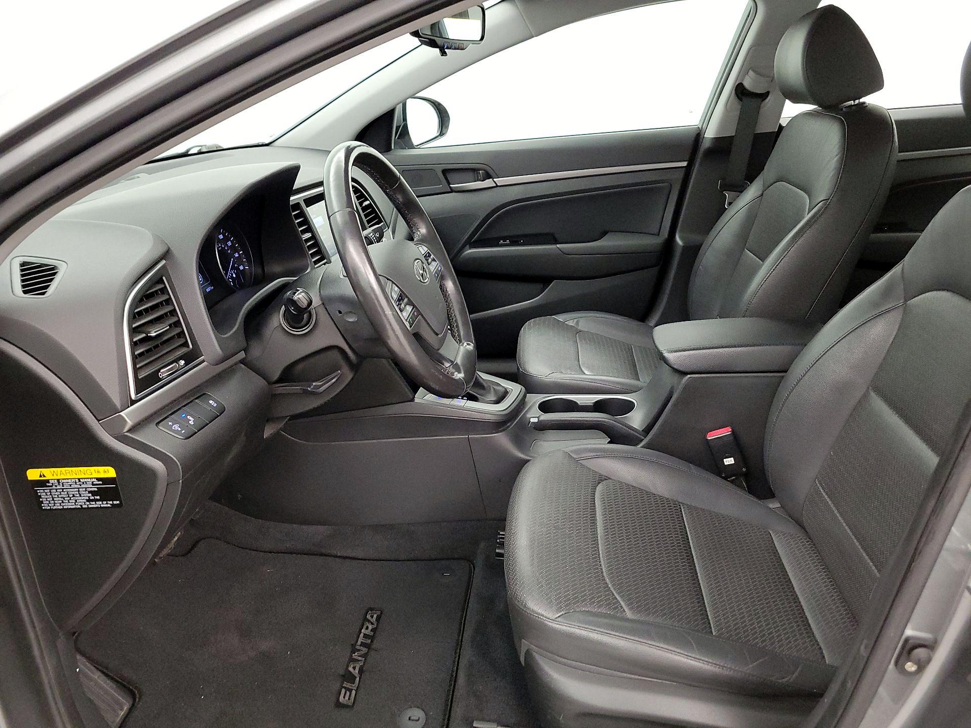 Thumbnail: 2017 Hyundai Elantra - 11